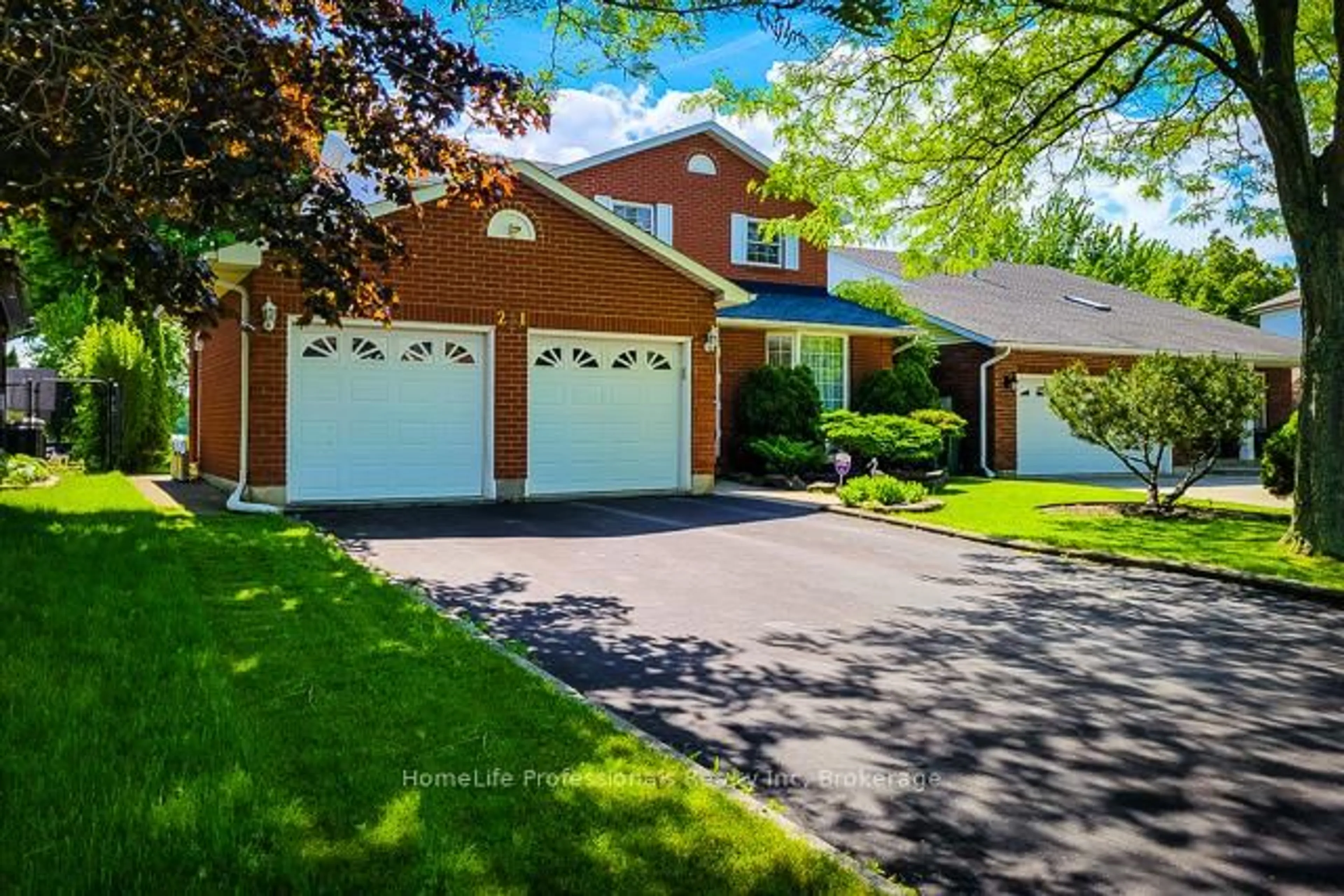 Unknown for 251 Alderlea Ave, Hamilton Ontario L0R 1W0