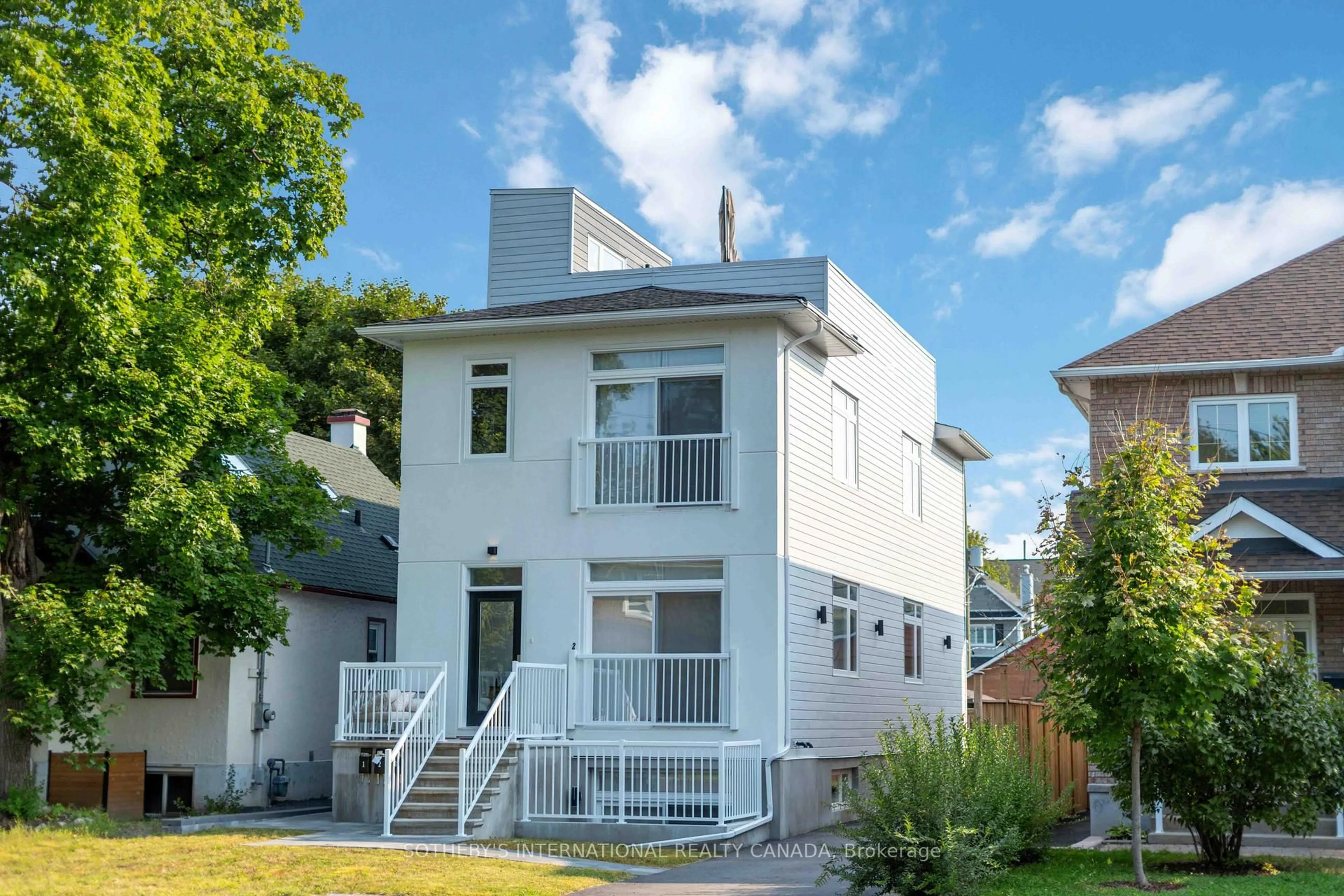 Unknown for 683 Melbourne Ave, Ottawa Ontario K2A 1X4