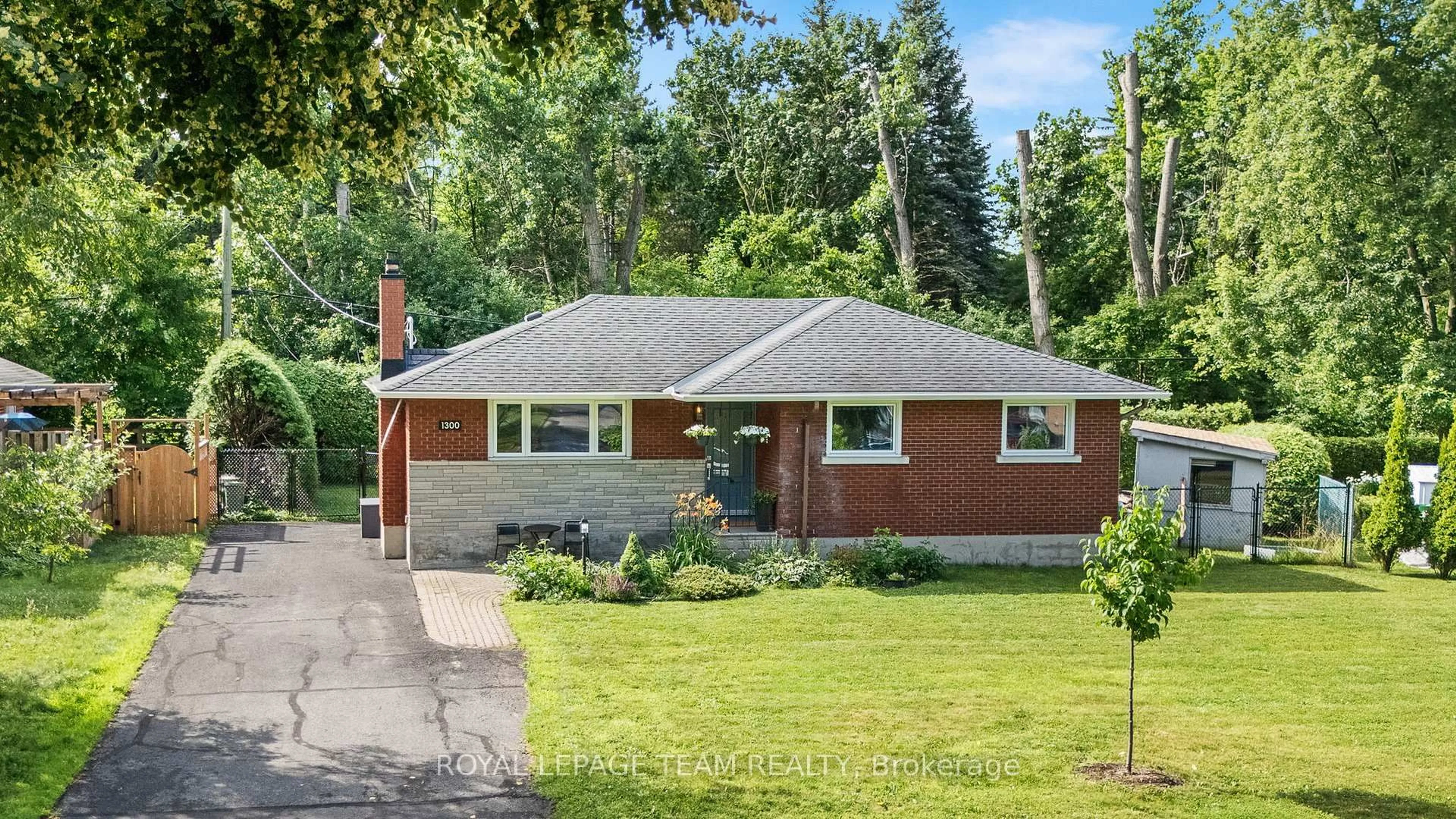 Home with brick exterior material, street for 1300 Adirondack Dr, Ottawa Ontario K2C 2V3