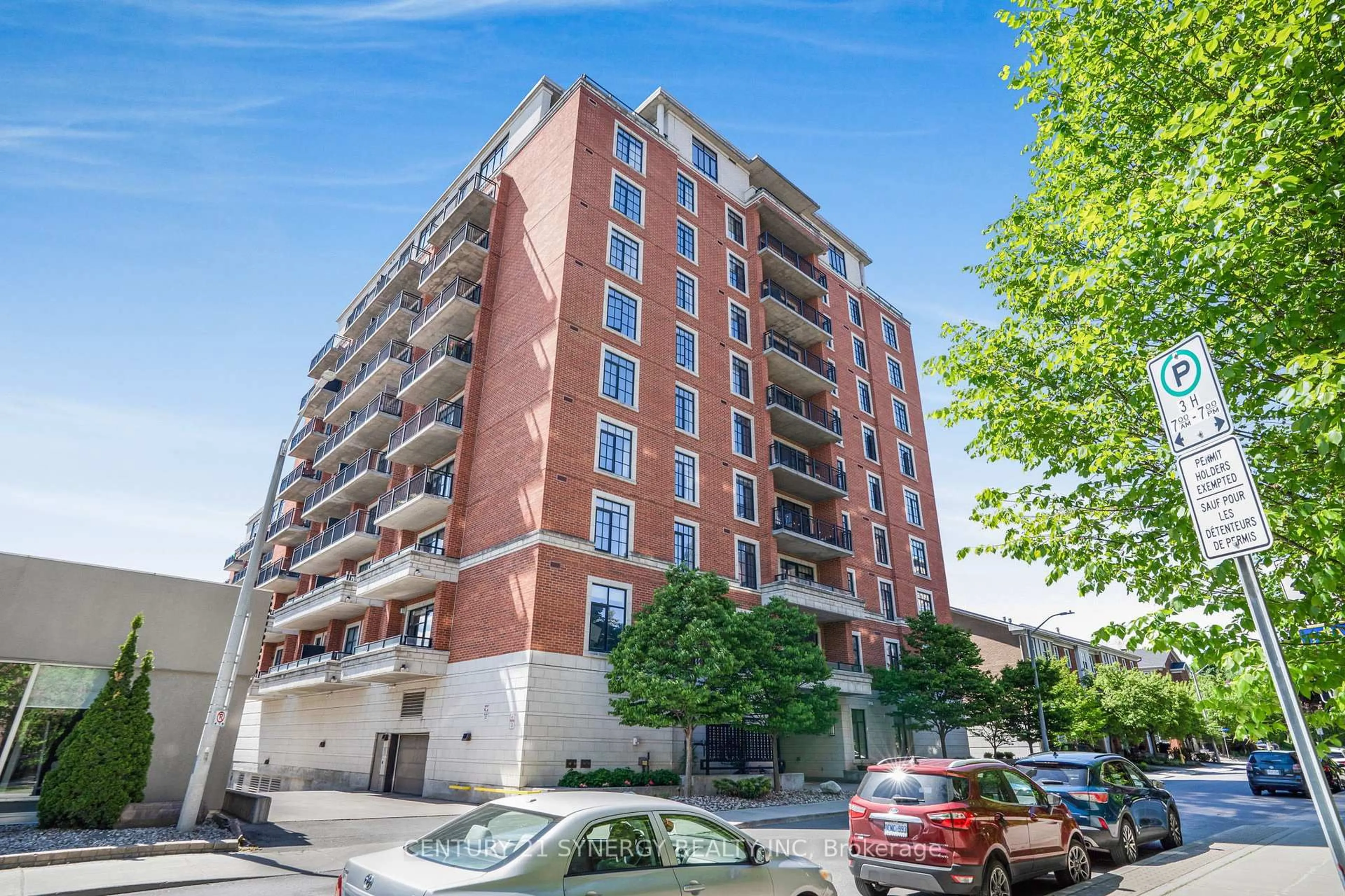 Unknown for 330 Loretta Ave #901, Ottawa Ontario K1S 4E8