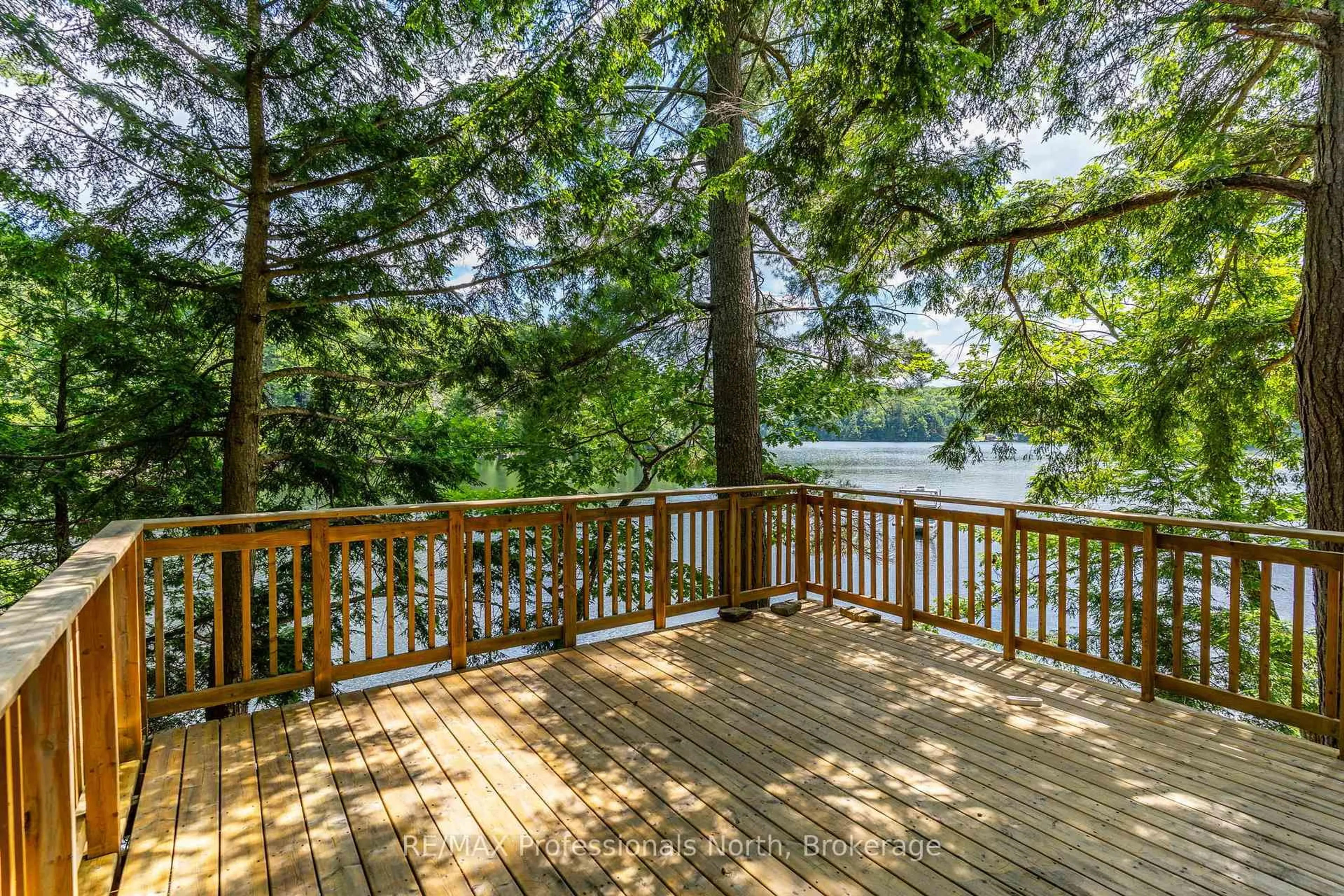 Patio, water/lake/river/ocean view for 53437 Big Hawk Lake, Algonquin Highlands Ontario K0M 1S0