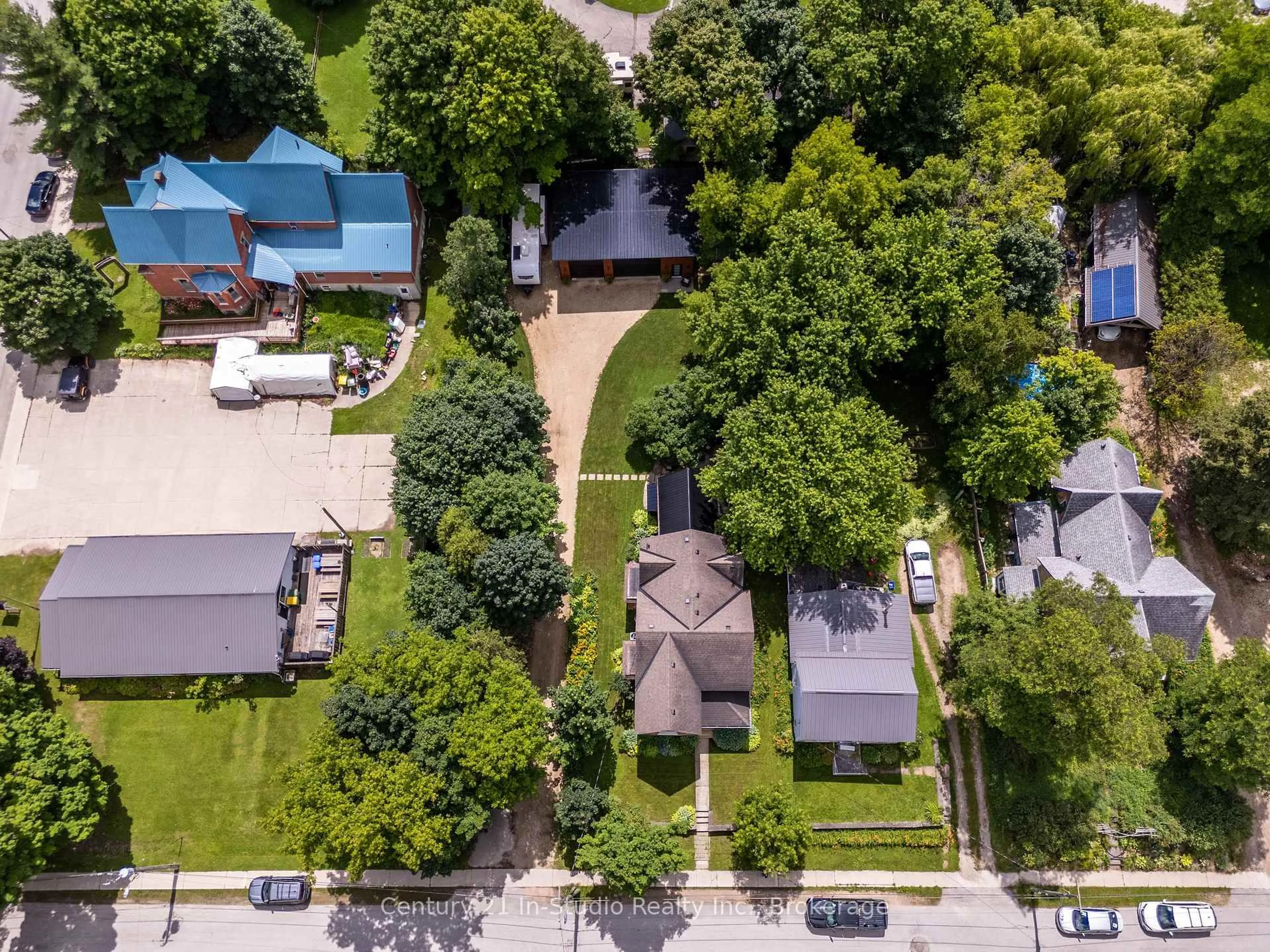 A pic from outside/outdoor area/front of a property/back of a property/a pic from drone, street for 16 Peter St, Grey Highlands Ontario N0C 1E0