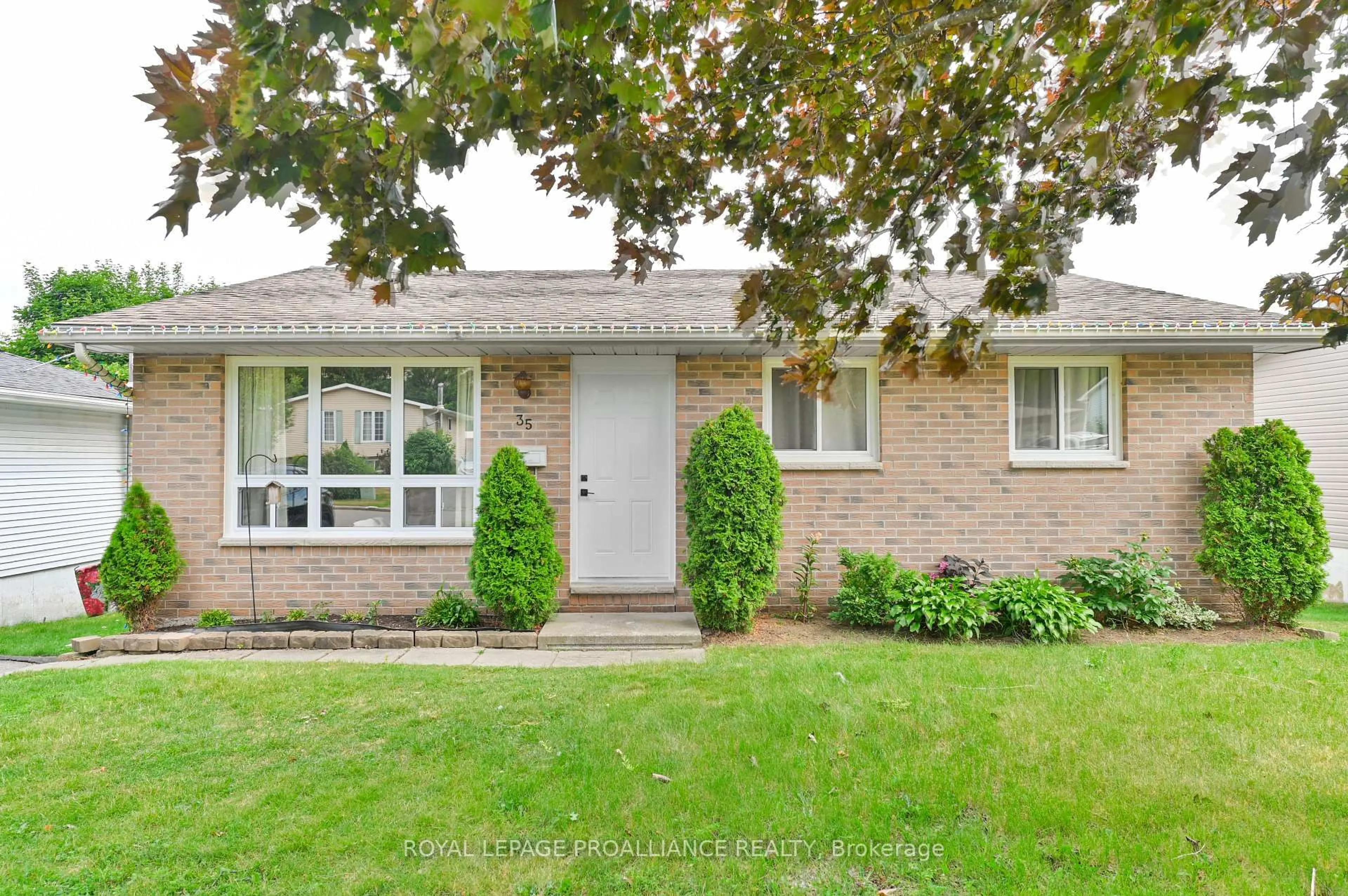 Home with brick exterior material, street for 35 Van Alstine Dr, Quinte West Ontario K8V 6K7