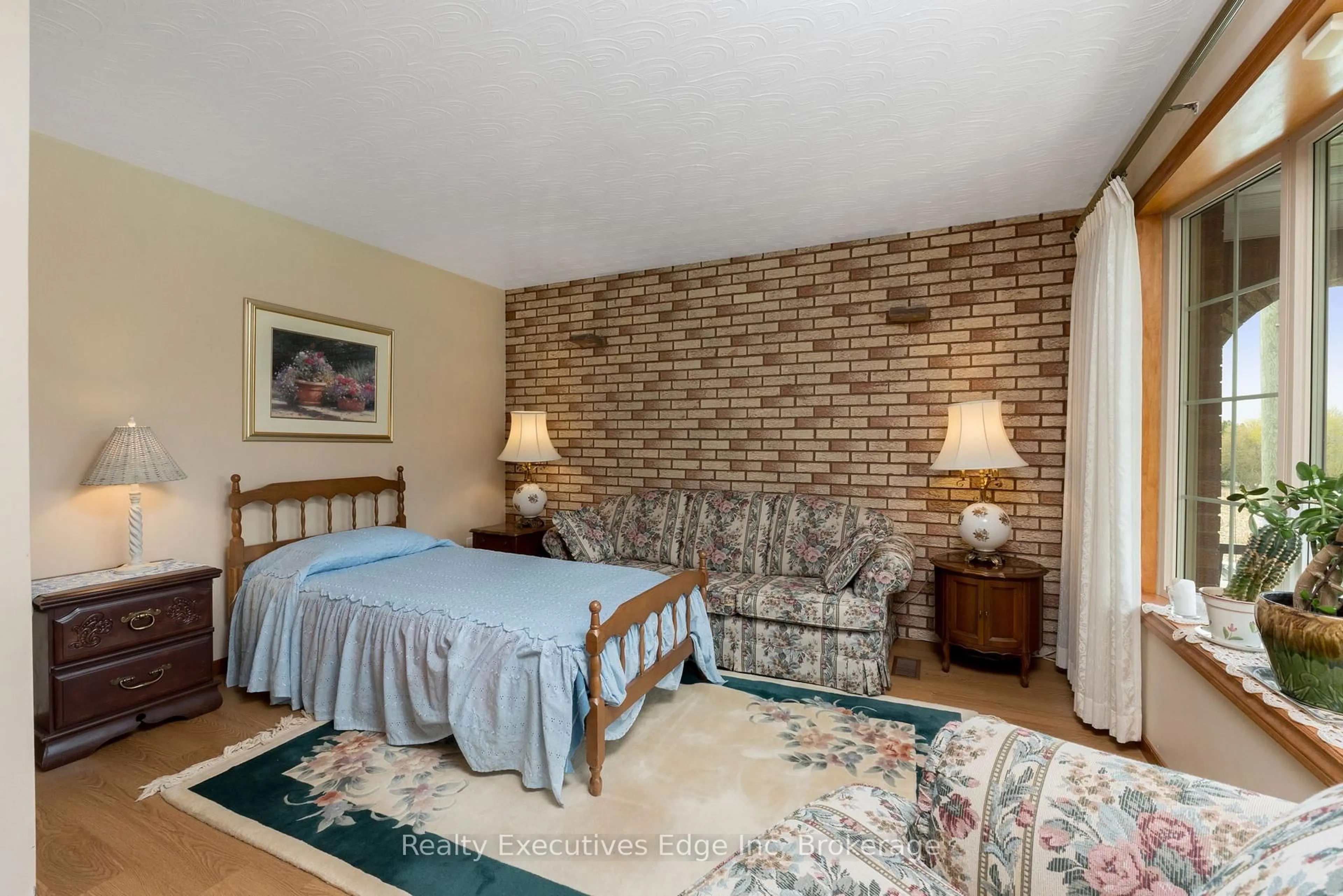 A pic of a room for 5601 Fifth Line, Guelph/Eramosa Ontario N0B 2K0