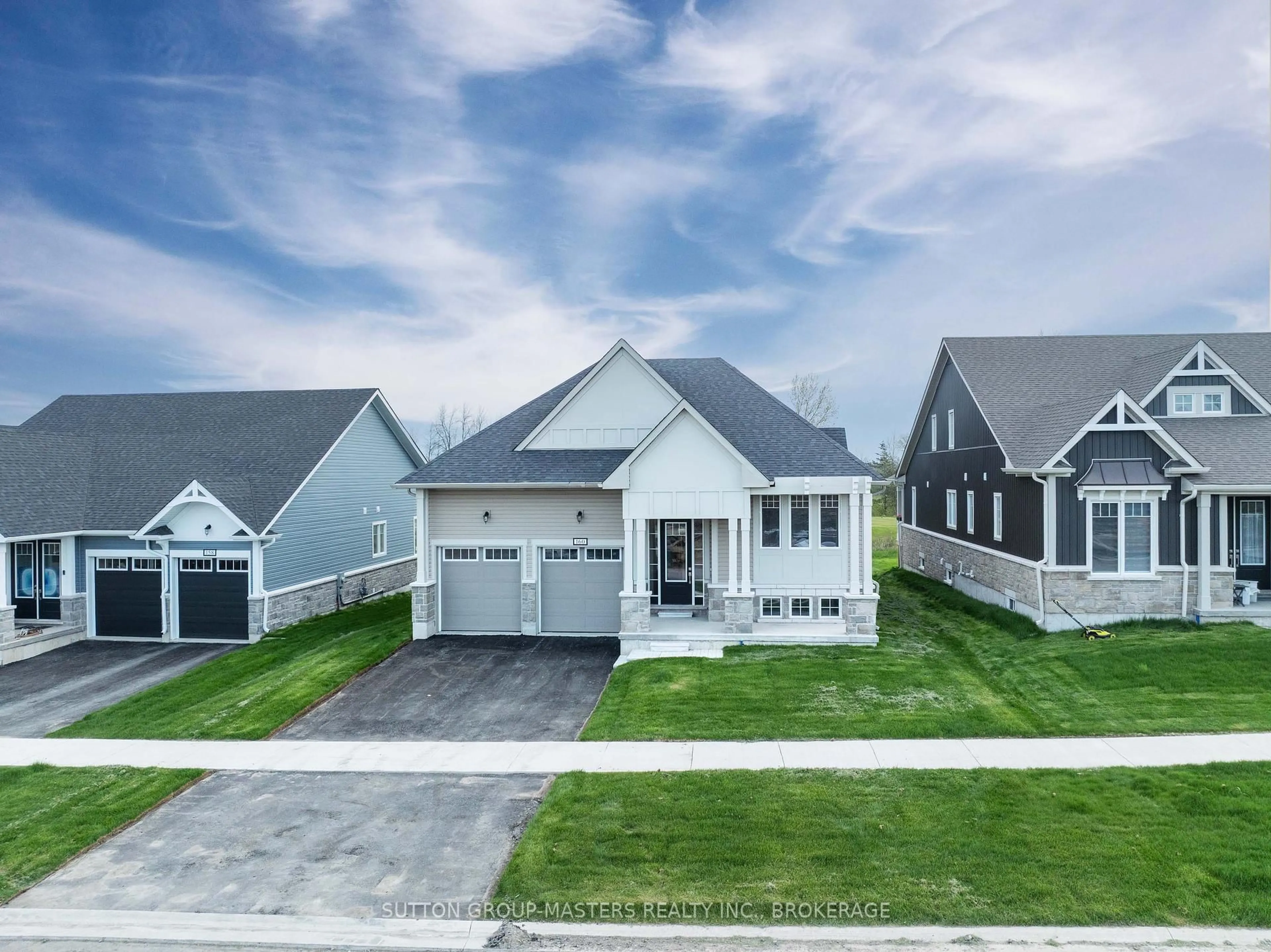 A pic from outside/outdoor area/front of a property/back of a property/a pic from drone, street for 160 Country Club Dr, Bath Ontario K0H 1G0