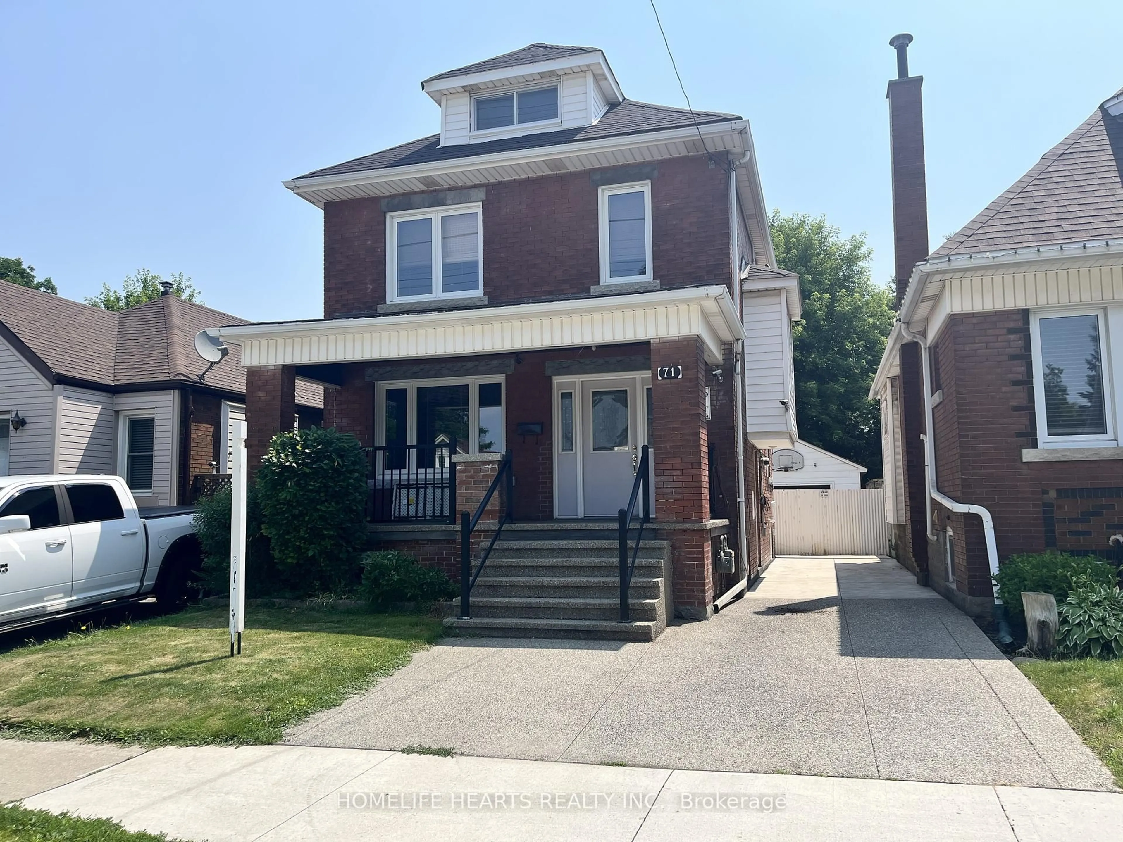 Home with brick exterior material, street for 71 Kenilworth Ave, Hamilton Ontario L8K 2T1