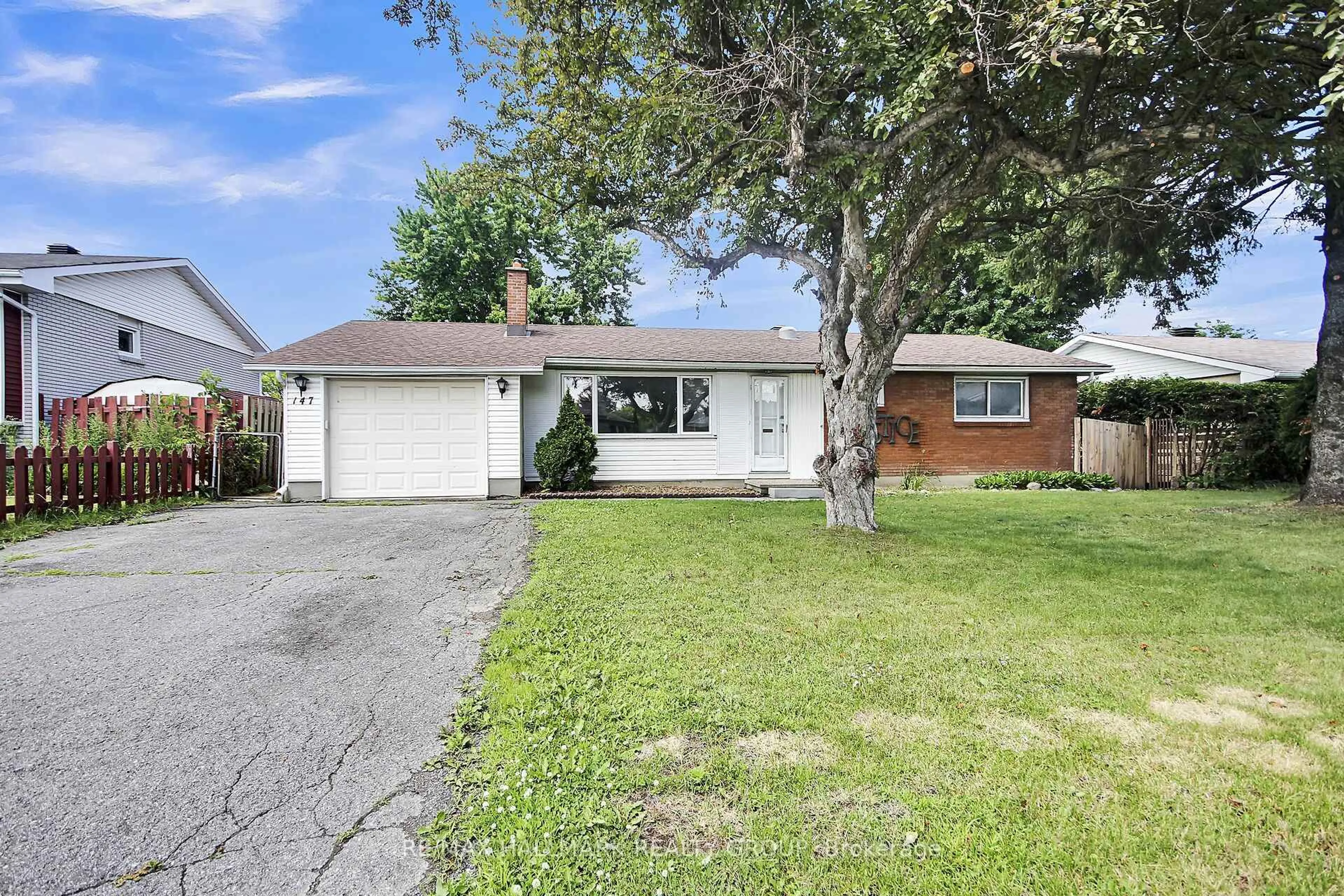 Unknown for 147 David Dr, Ottawa Ontario K2G 2N6