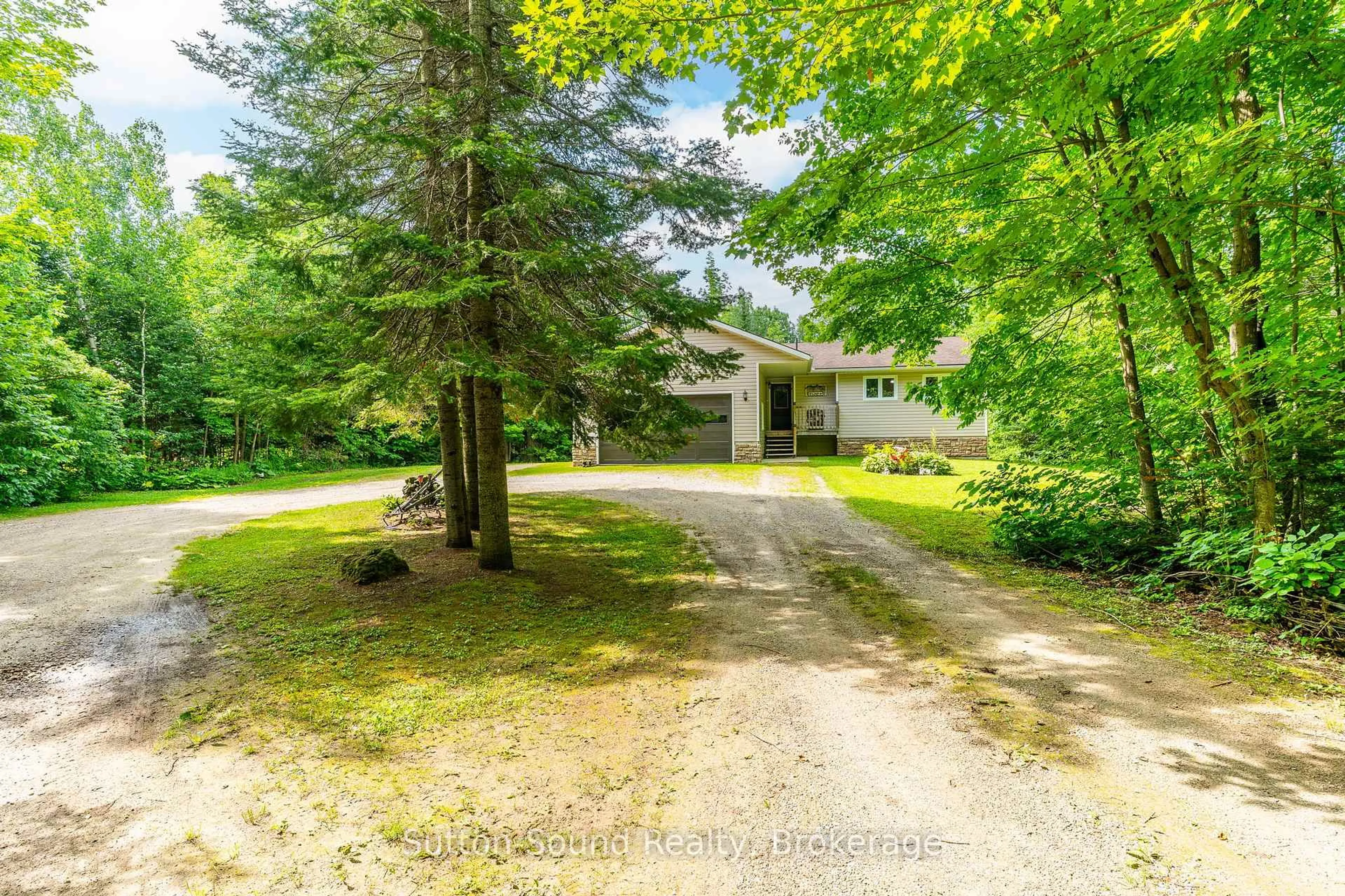 A pic from outside/outdoor area/front of a property/back of a property/a pic from drone, unknown for 275 Centre Diagonal Rd, South Bruce Peninsula Ontario N0H 2T0