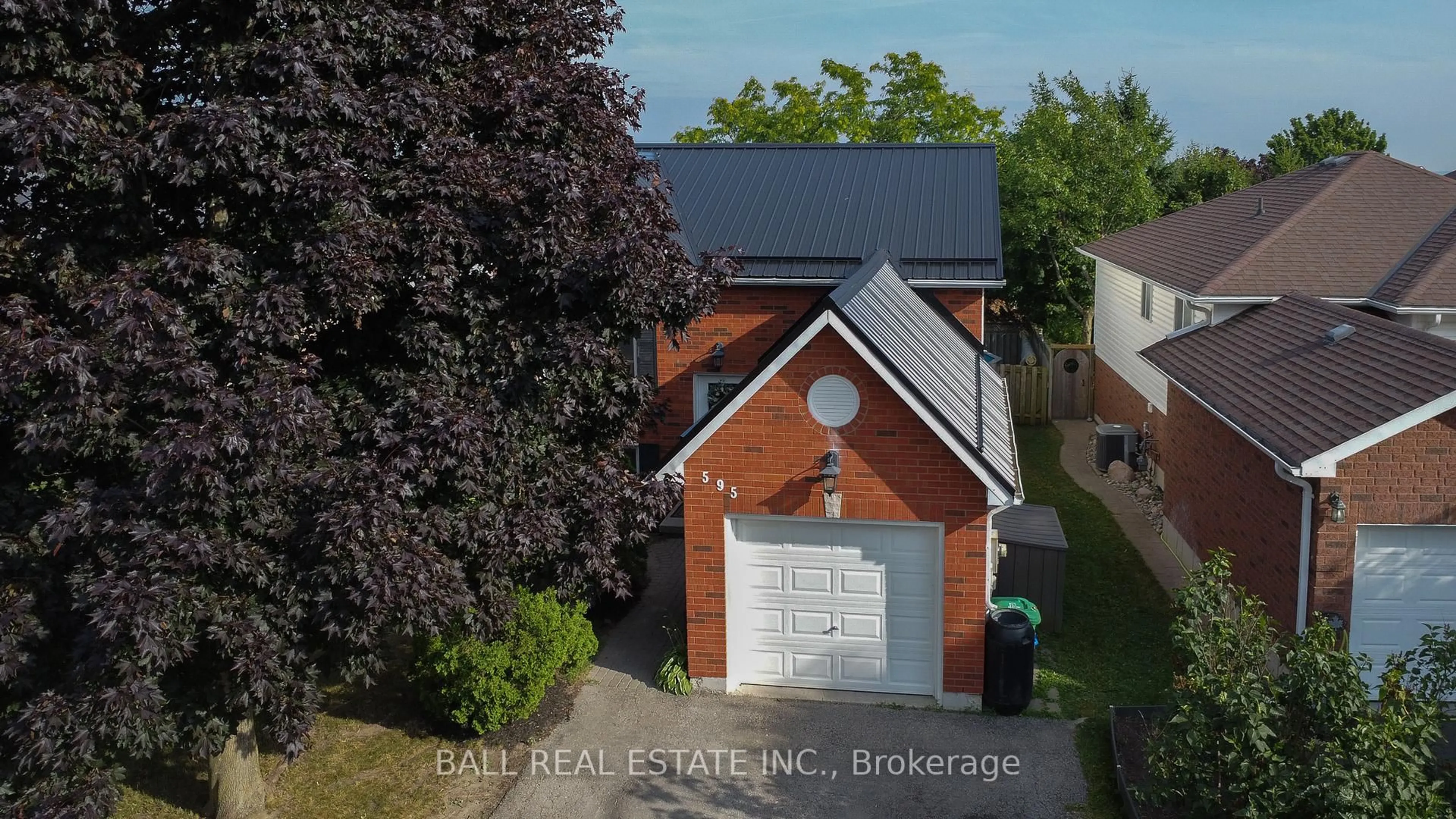 A pic from outside/outdoor area/front of a property/back of a property/a pic from drone, street for 595 Westman Ave, Peterborough West Ontario K9K 2H3