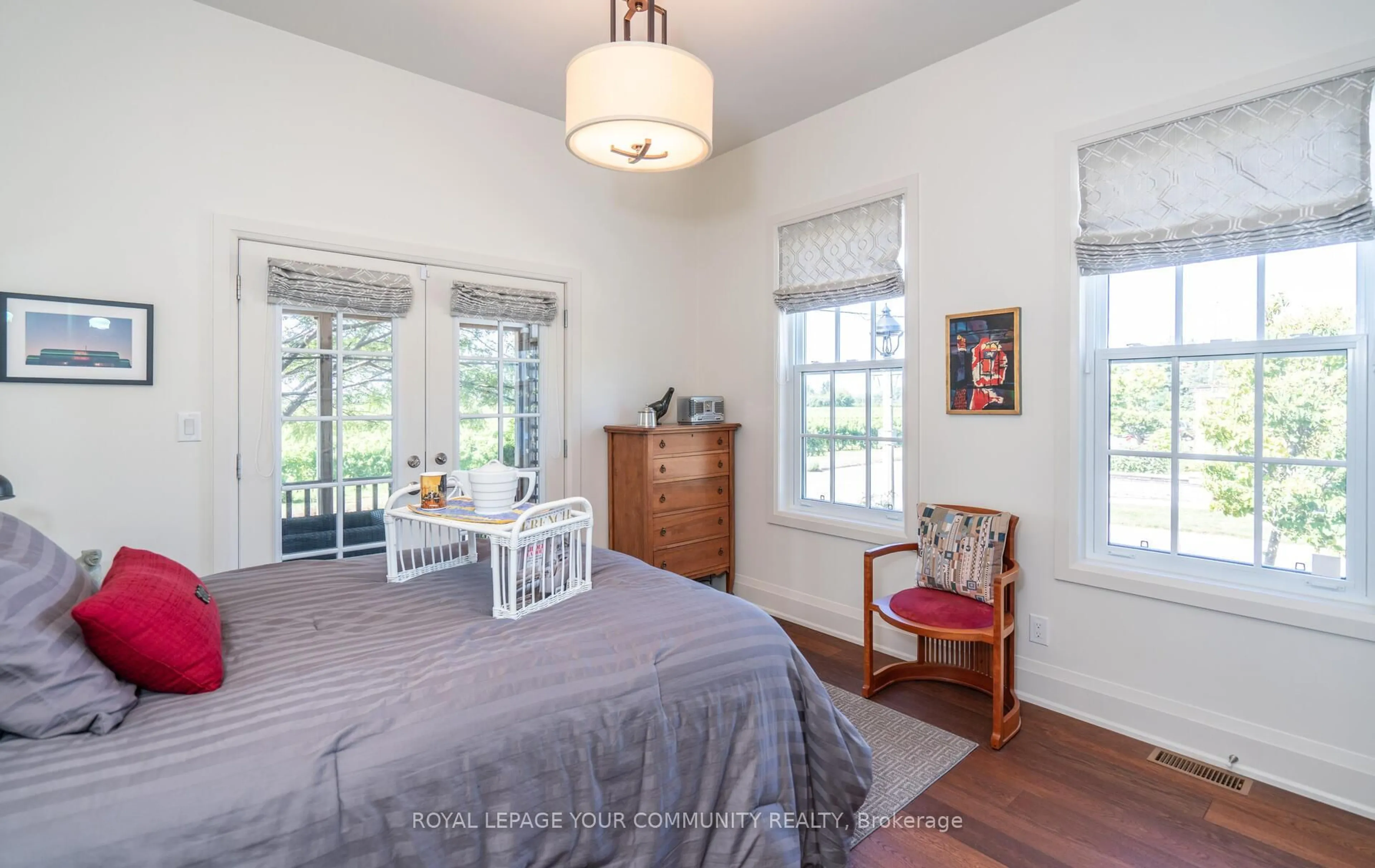 Bedroom with bed, unknown for 39 Colonel Cohoe St, Niagara-on-the-Lake Ontario L0S 1J0