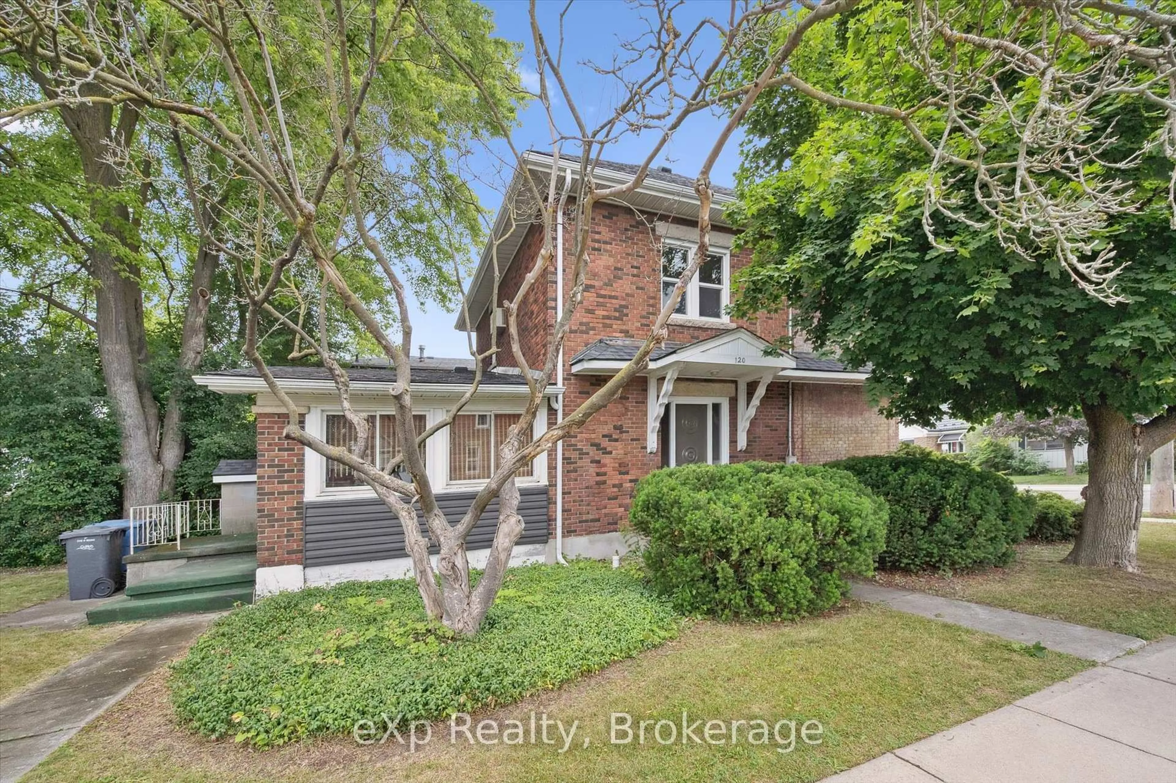 Home with brick exterior material, street for 120 Johnston St, Guelph Ontario N1E 5T8