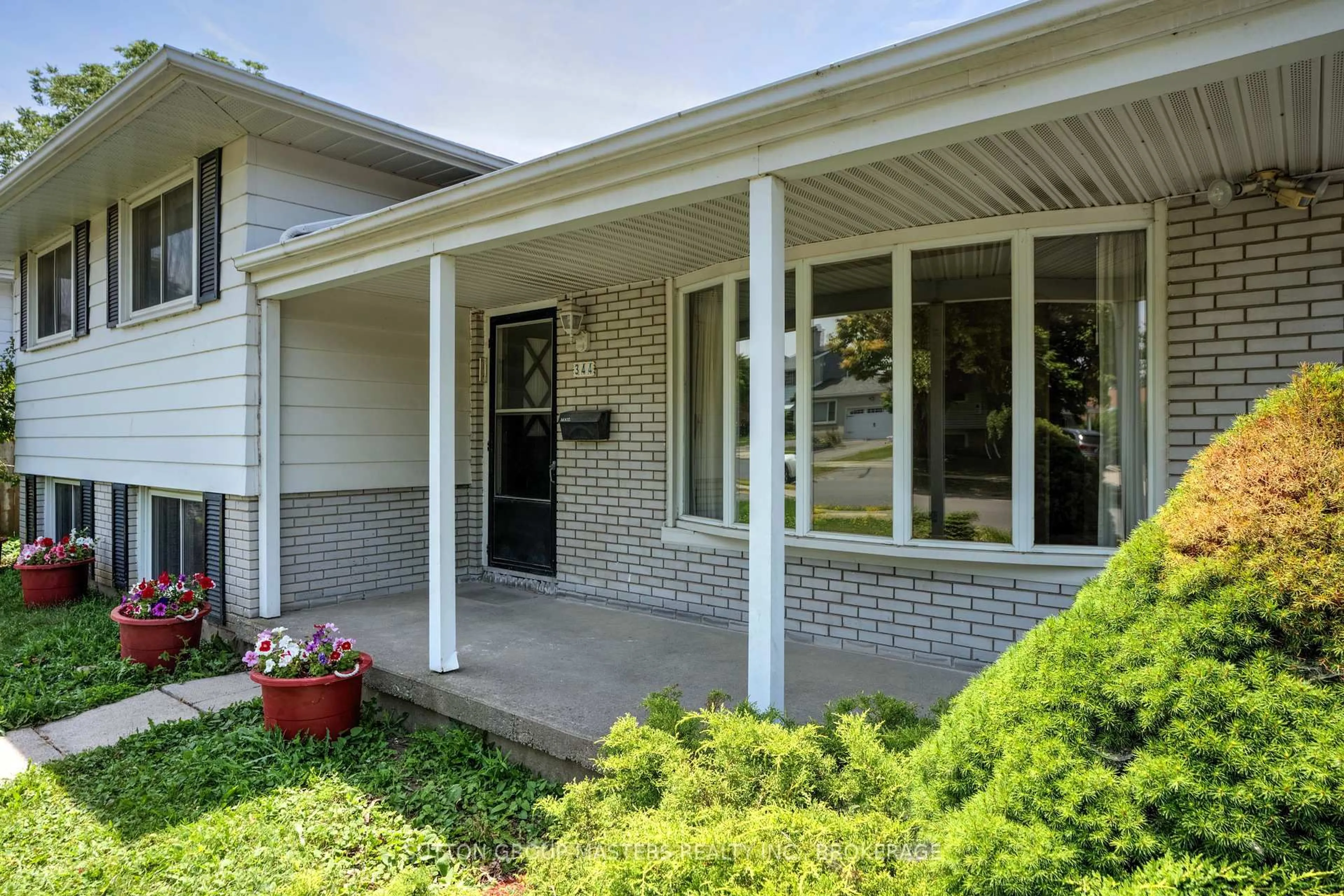 Unknown for 344 Norman Rogers Dr, Kingston Ontario K7M 2R8