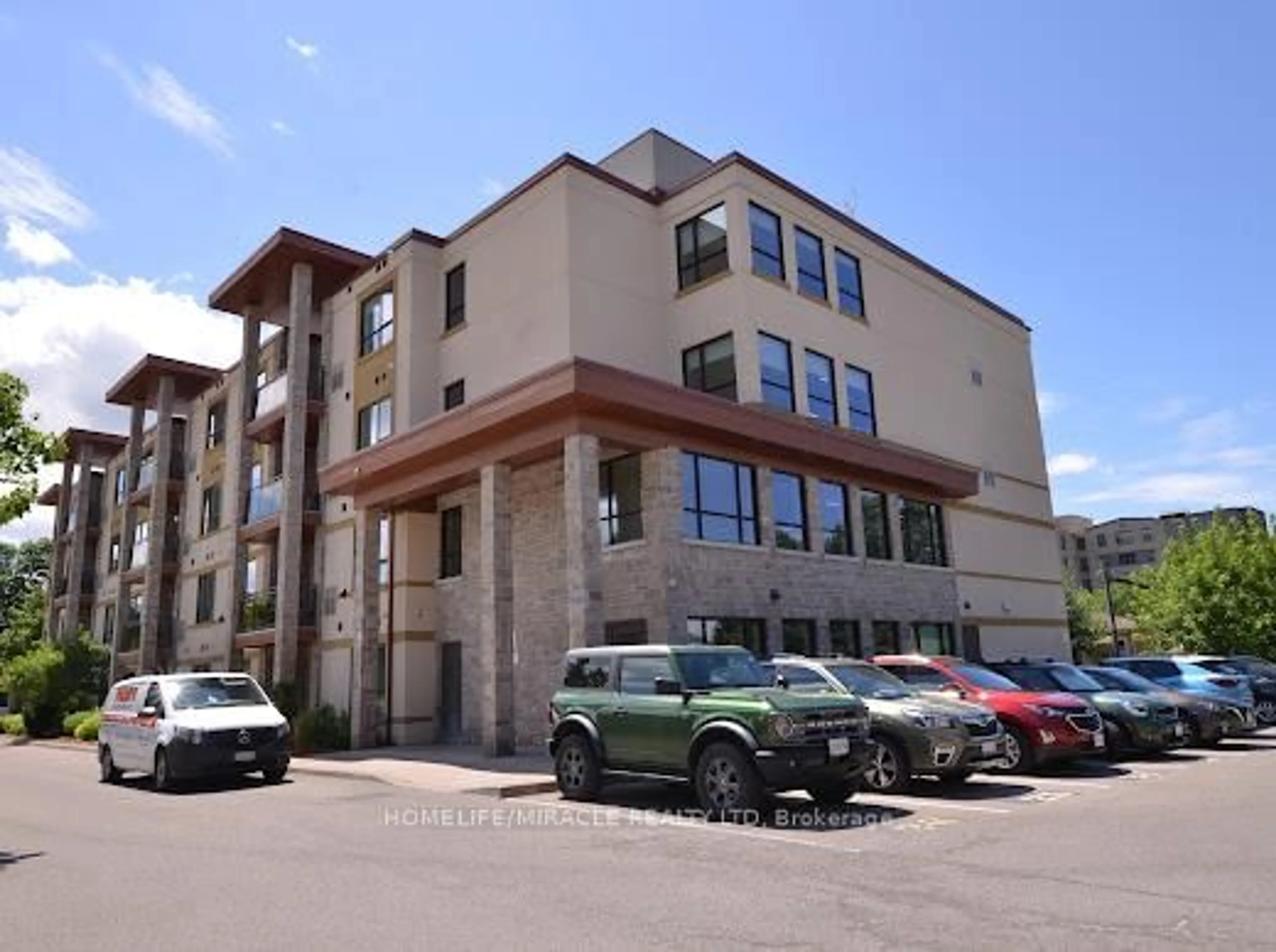 Unknown for 26 Wellington St #105, St. Catharines Ontario L2R 5P8