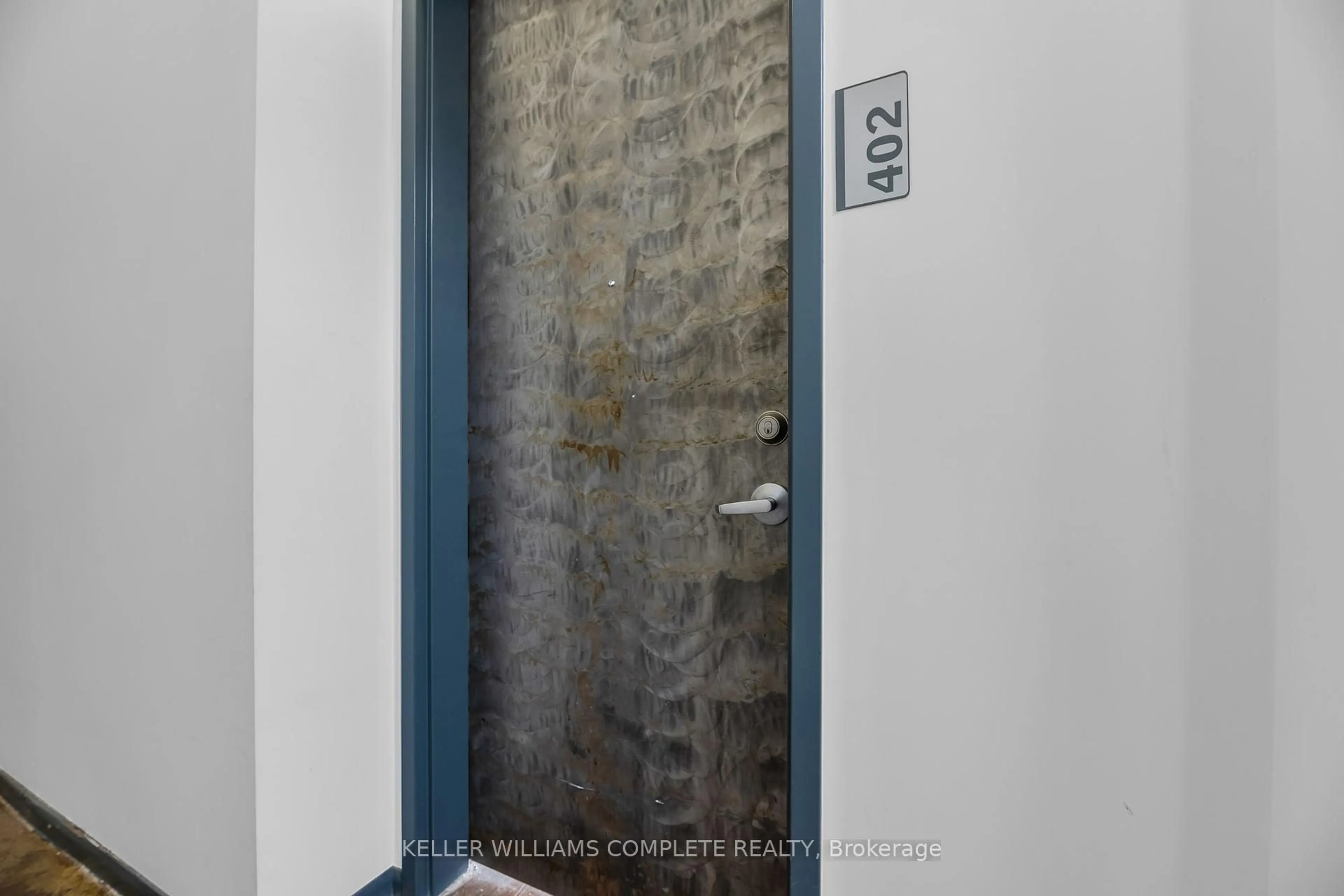 Unknown for 11 Rebecca St #402, Hamilton Ontario L8R 3H7