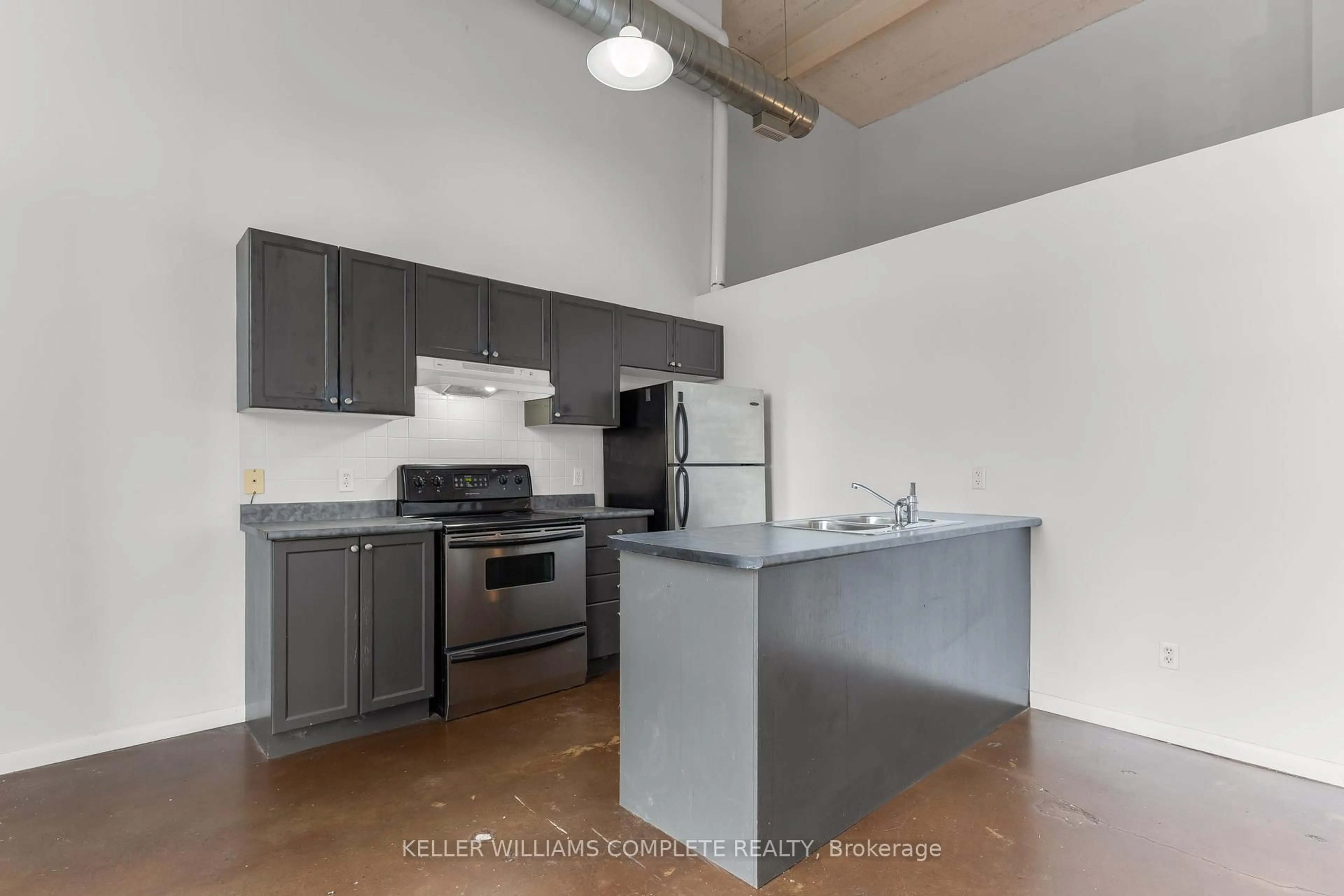 Standard kitchen, unknown for 11 Rebecca St #402, Hamilton Ontario L8R 3H7