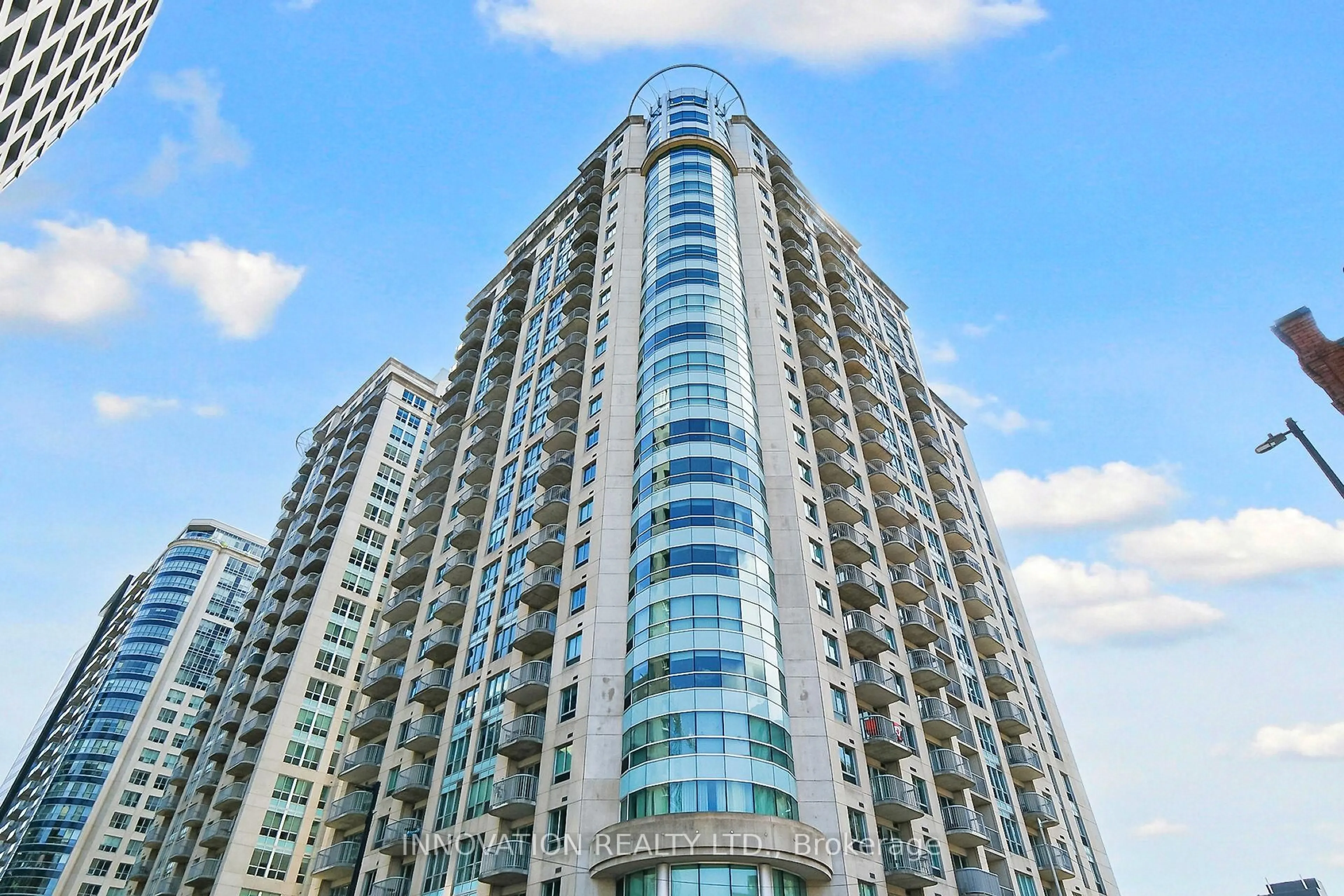 Unknown for 200 Rideau St #906, Ottawa Ontario K1N 5Y1