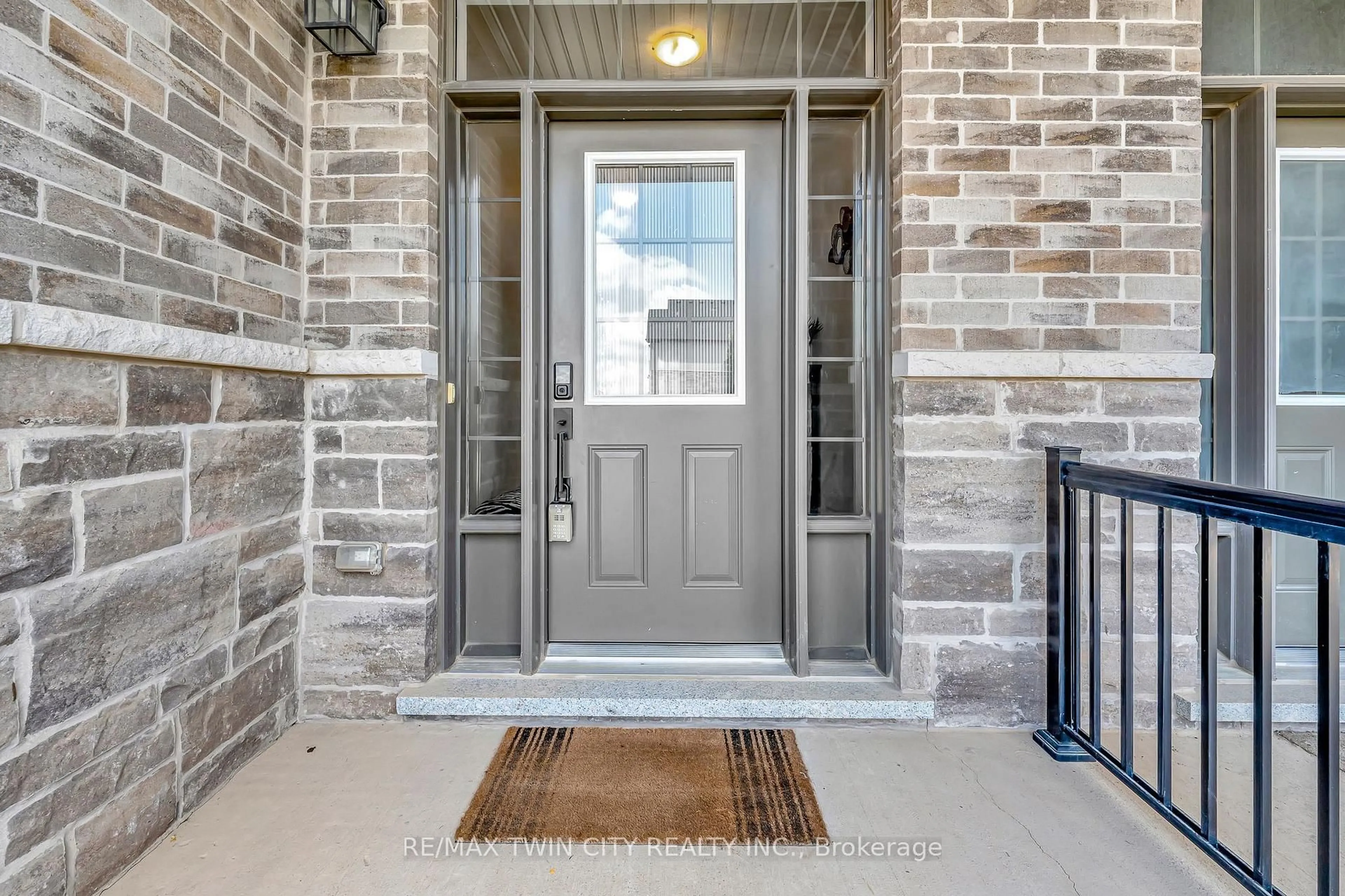 Indoor entryway for 592 Mayapple St, Waterloo Ontario N2V 0E3