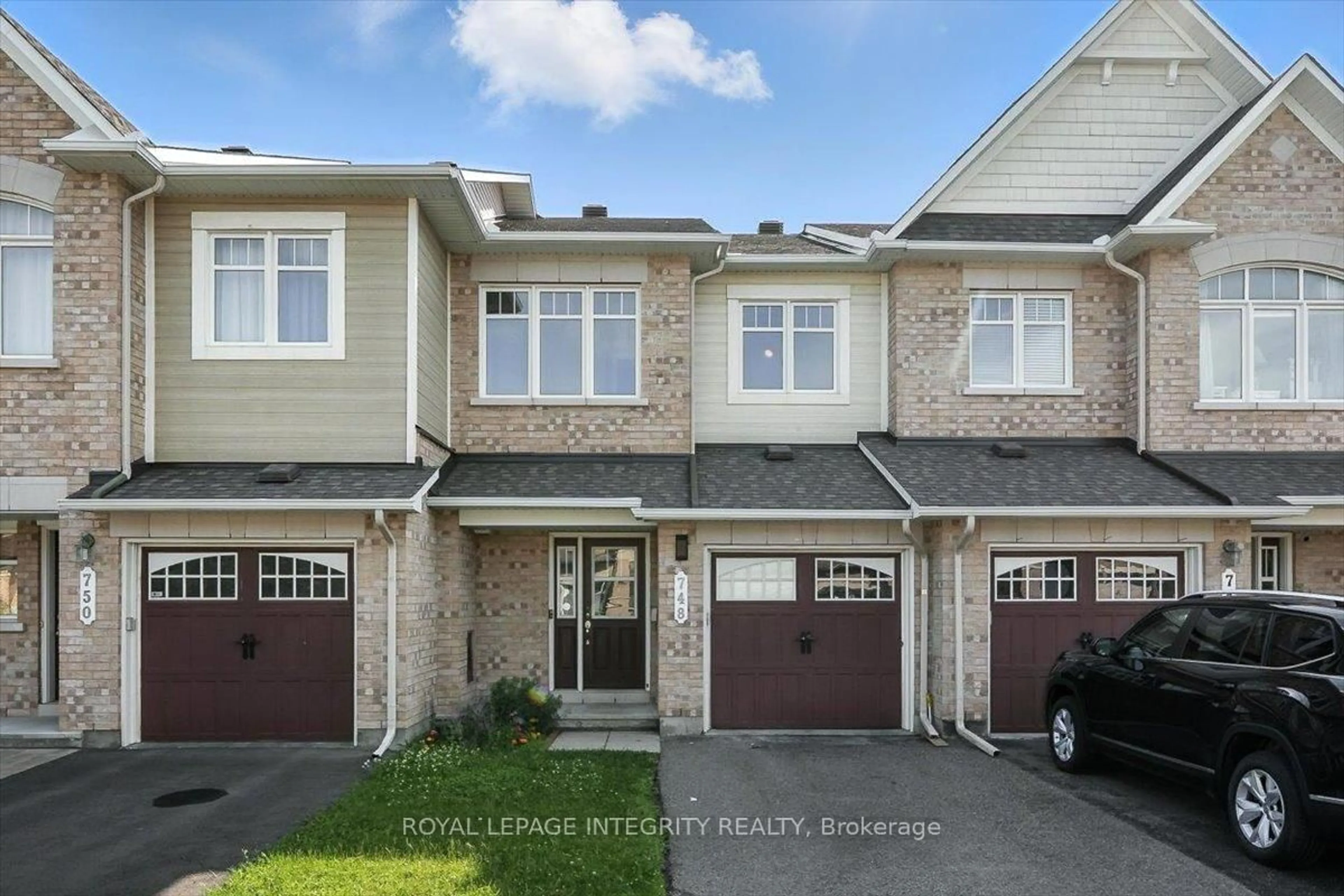 Unknown for 748 Morningstar Way, Ottawa Ontario K1W 0G6