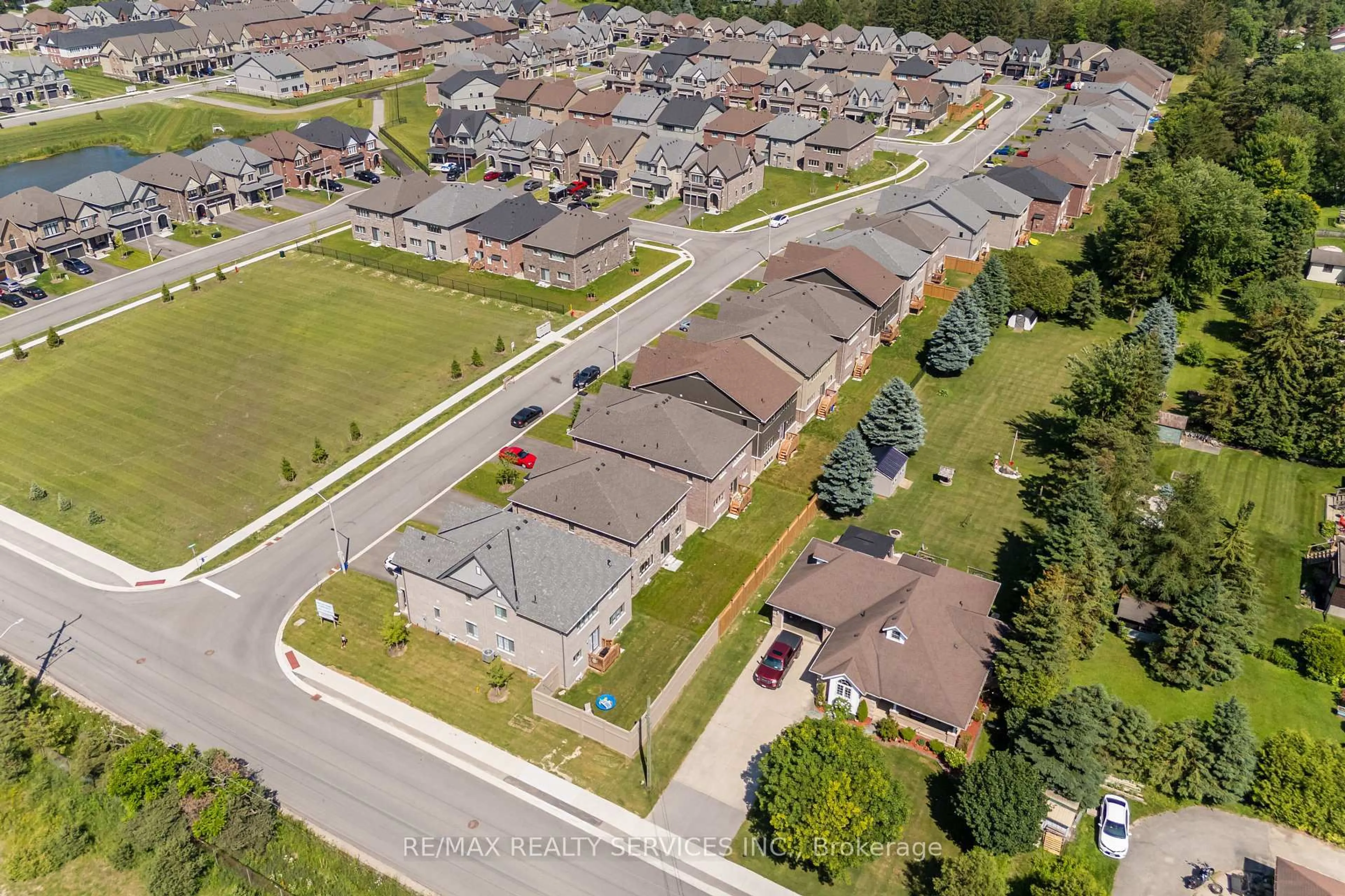 A pic from outside/outdoor area/front of a property/back of a property/a pic from drone, street for 269 dingman St, Wellington North Ontario N0G 1A0