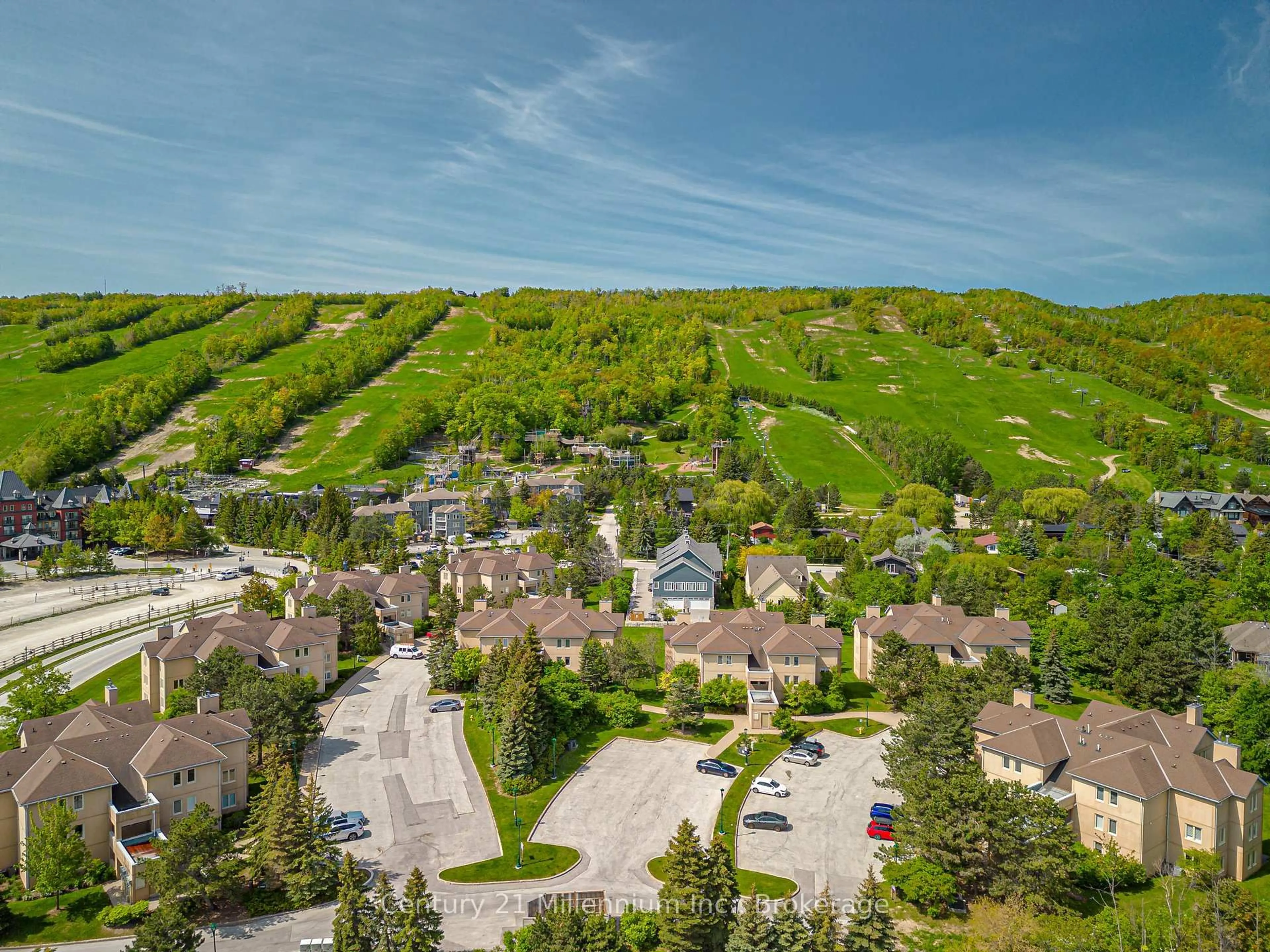A pic from outside/outdoor area/front of a property/back of a property/a pic from drone, mountain view for 190 Jozo Weider Blvd #443, Blue Mountains Ontario L9Y 0V2