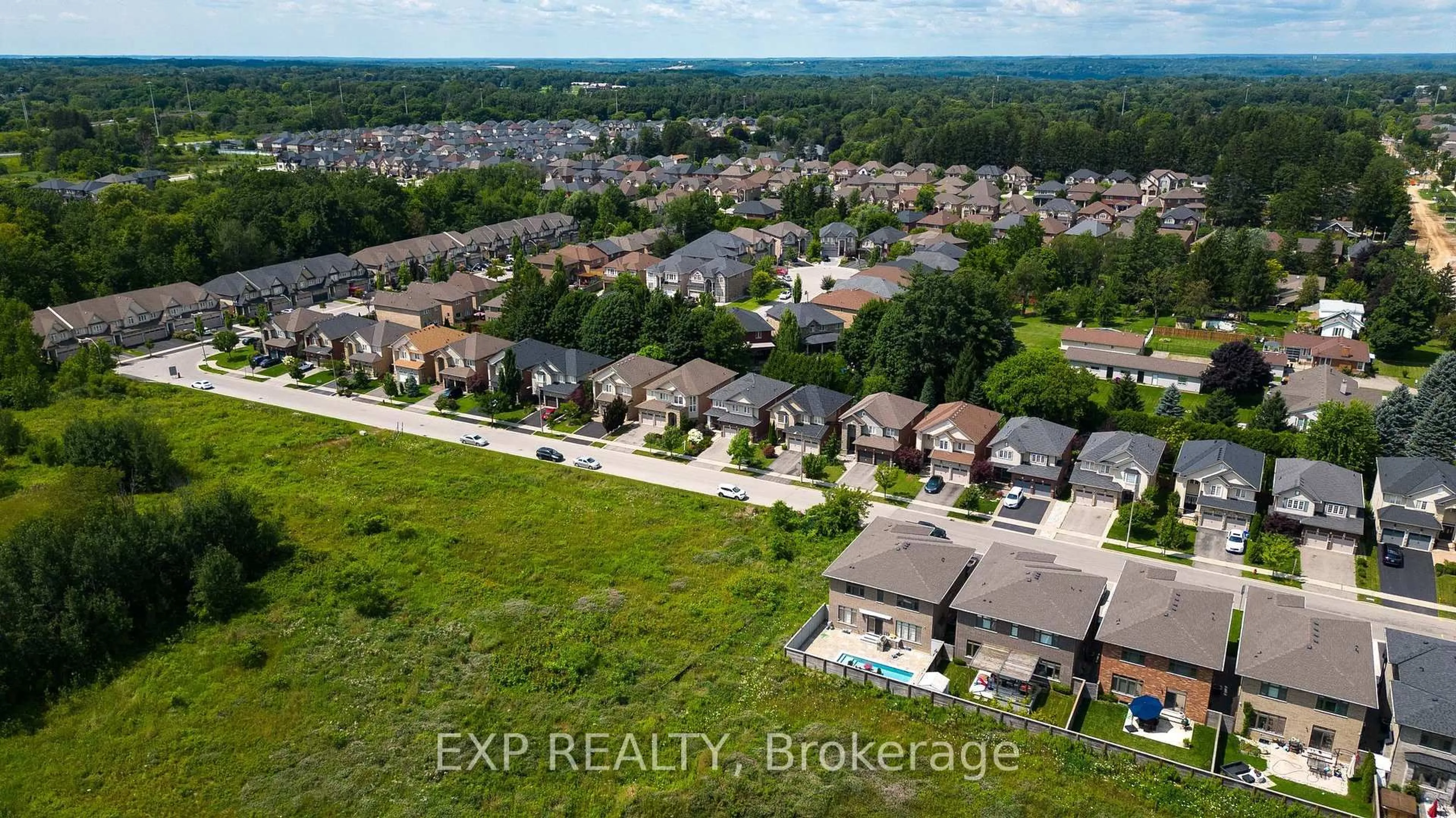 A pic from outside/outdoor area/front of a property/back of a property/a pic from drone, street for 36 Secinaro Ave, Hamilton Ontario L9G 0C6