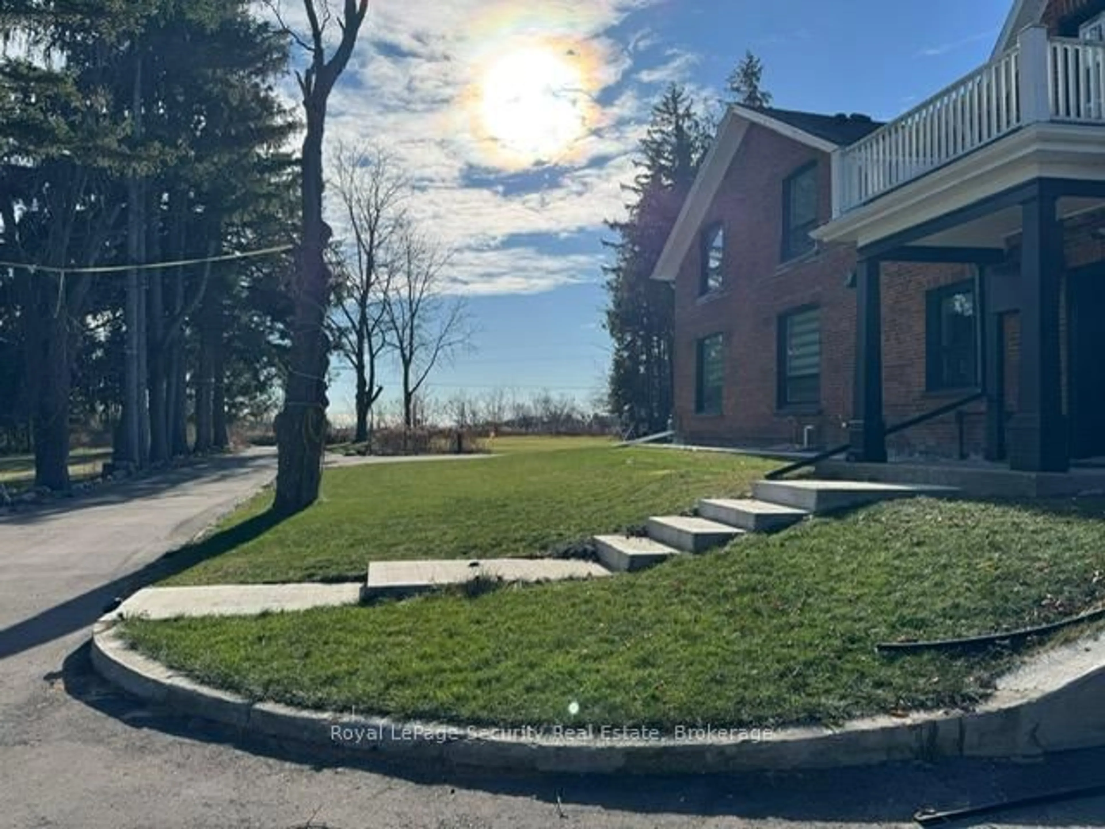 A pic from outside/outdoor area/front of a property/back of a property/a pic from drone, mountain view for 556 Fallis Line, Cavan Monaghan Ontario L0A 1G0