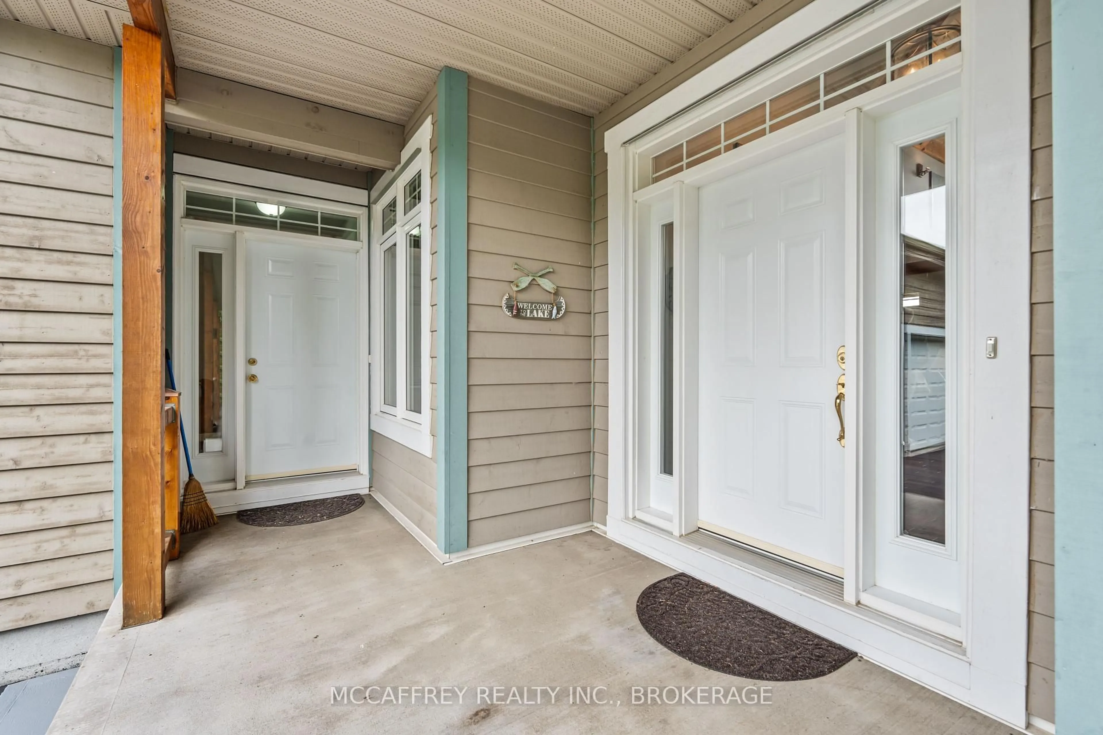 Indoor entryway for 6019 County Road 9, Napanee Ontario K7R 3K8