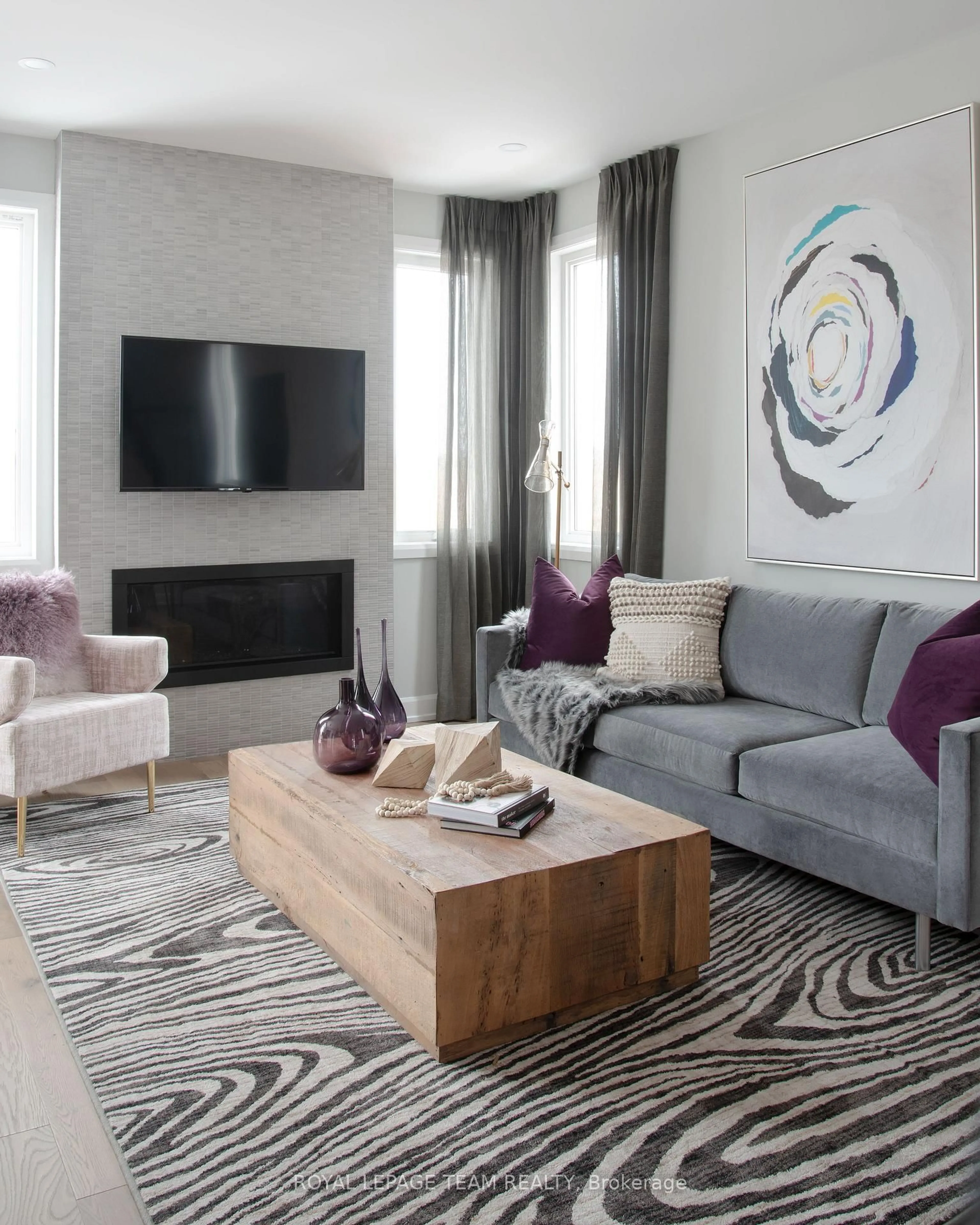 Living room with furniture, unknown for 2467 Waterlilly Way, Nepean Ontario K2J 6M3