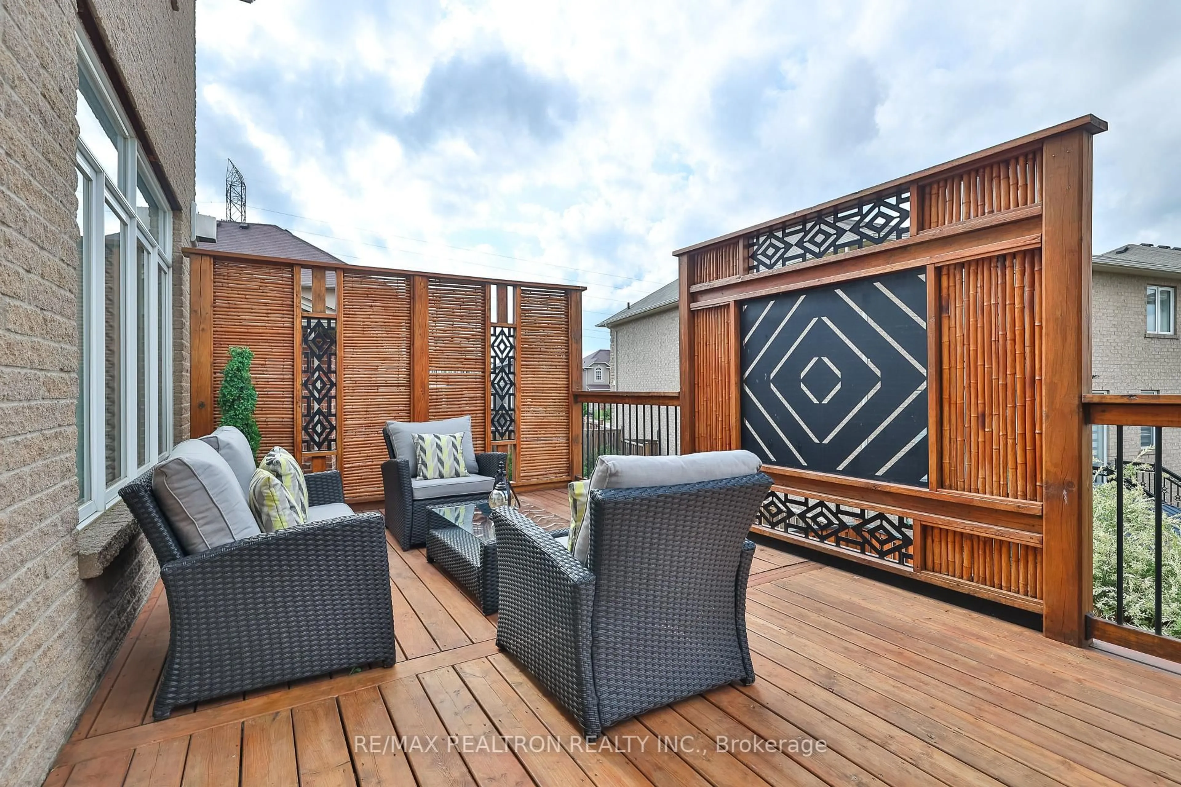 Patio, street for 15 House Lane, Hamilton Ontario L9K 0G1