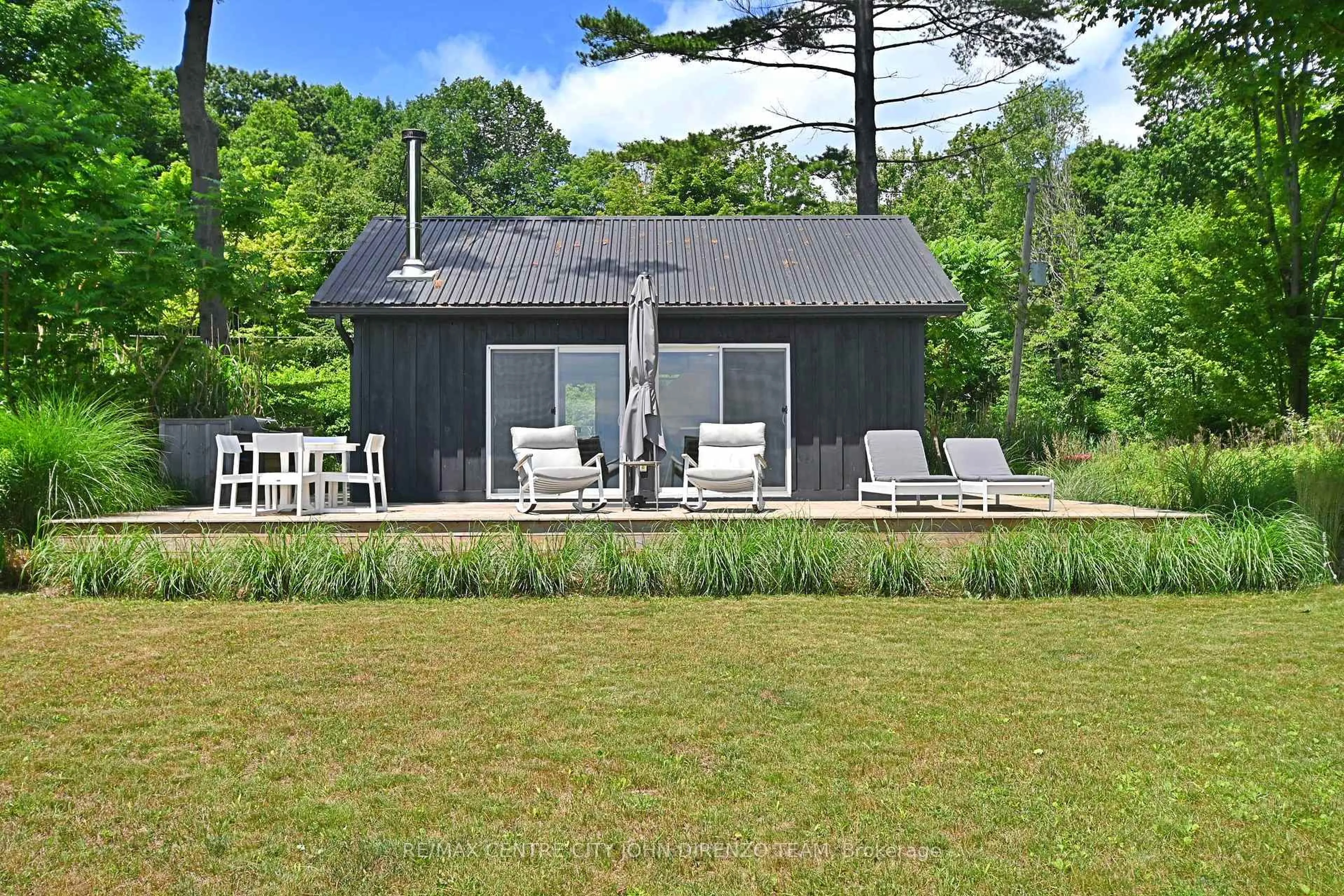 Patio, water/lake/river/ocean view for 23407 Gray Line, West Elgin Ontario N0L 2P0