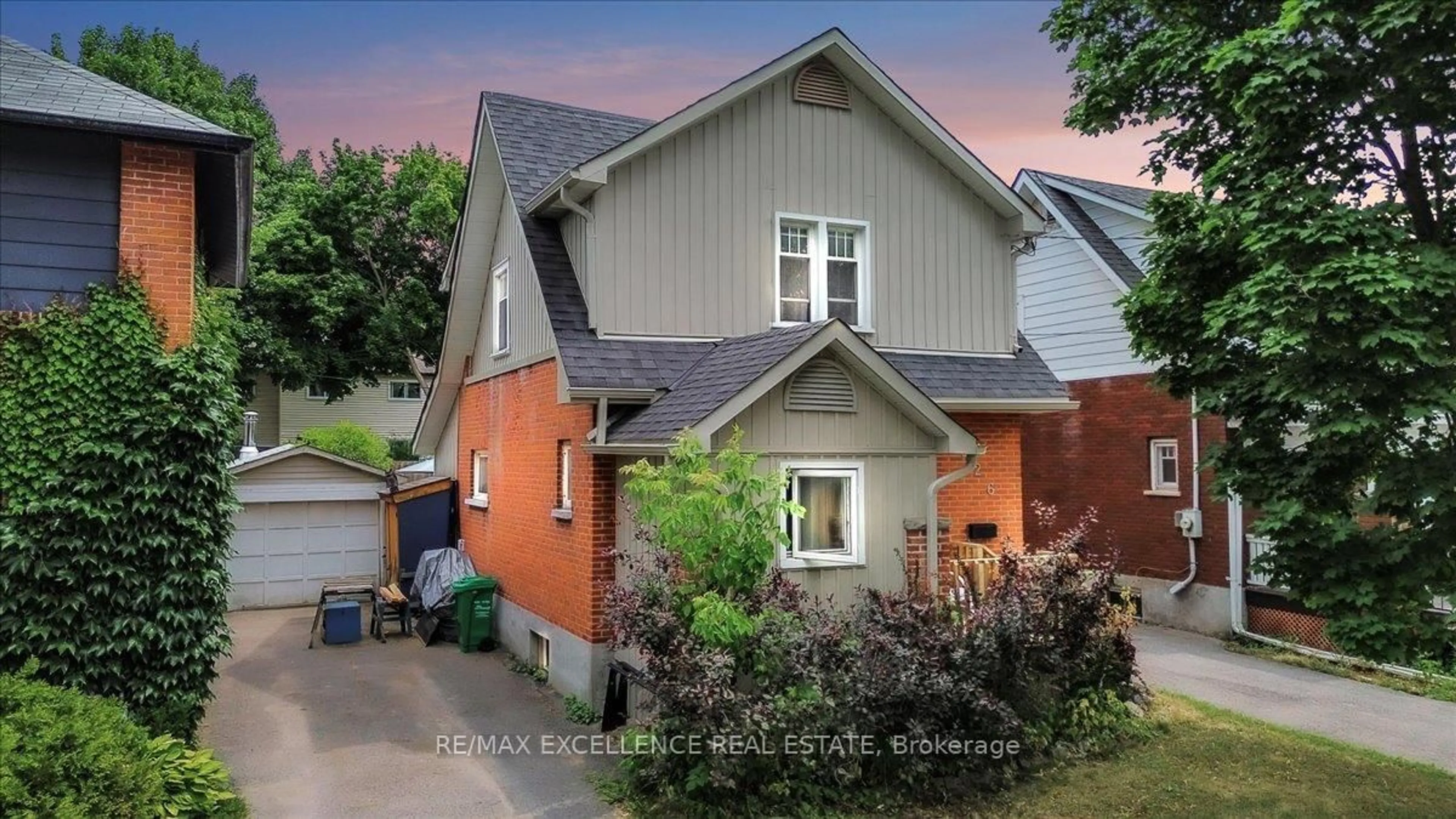 Home with brick exterior material, street for 626 Downie St, Peterborough Central Ontario K9H 4K3