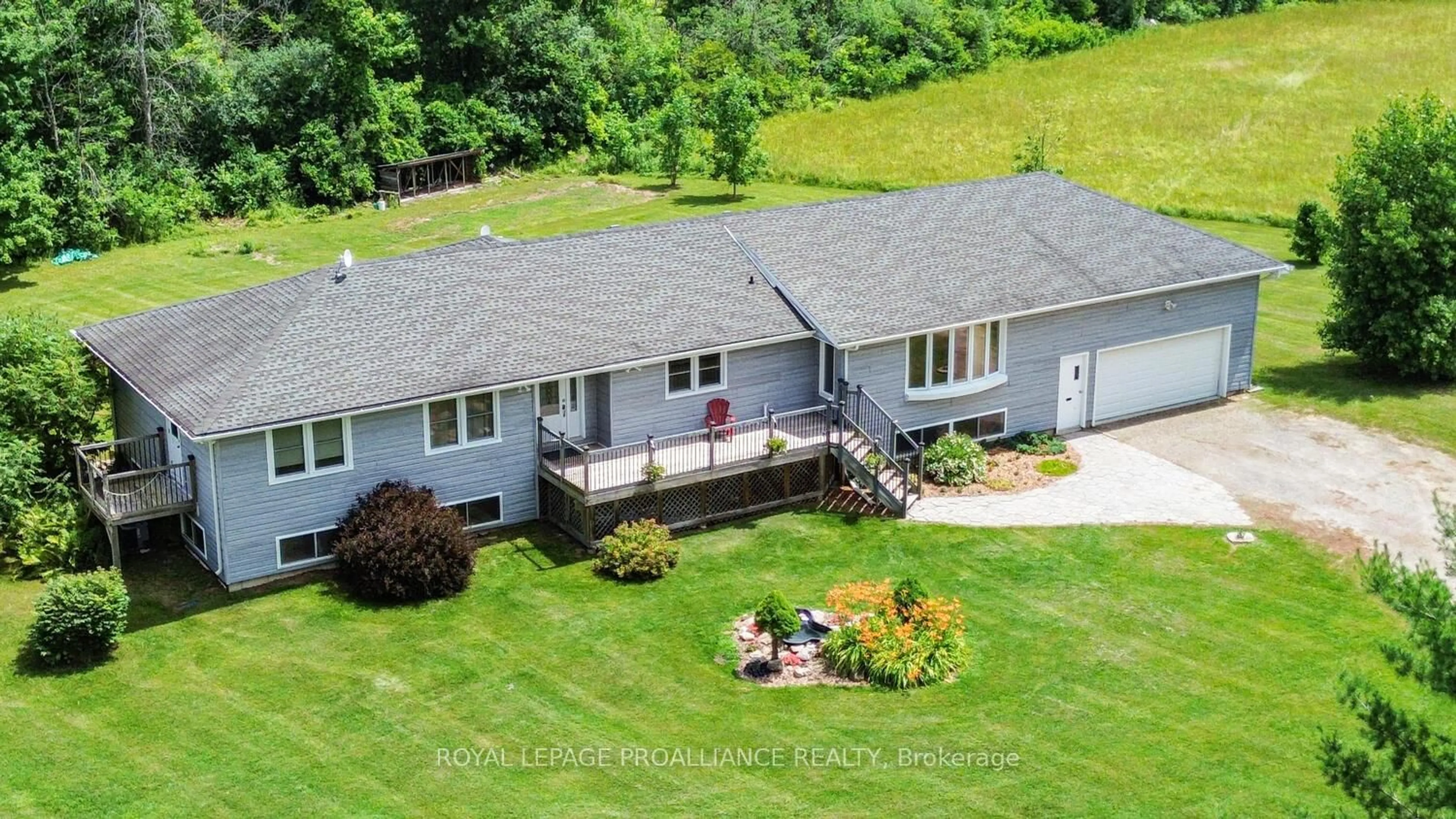 A pic from outside/outdoor area/front of a property/back of a property/a pic from drone, mountain view for 7079 County Road 44 Rd, Edwardsburgh/Cardinal Ontario K0E 1X0
