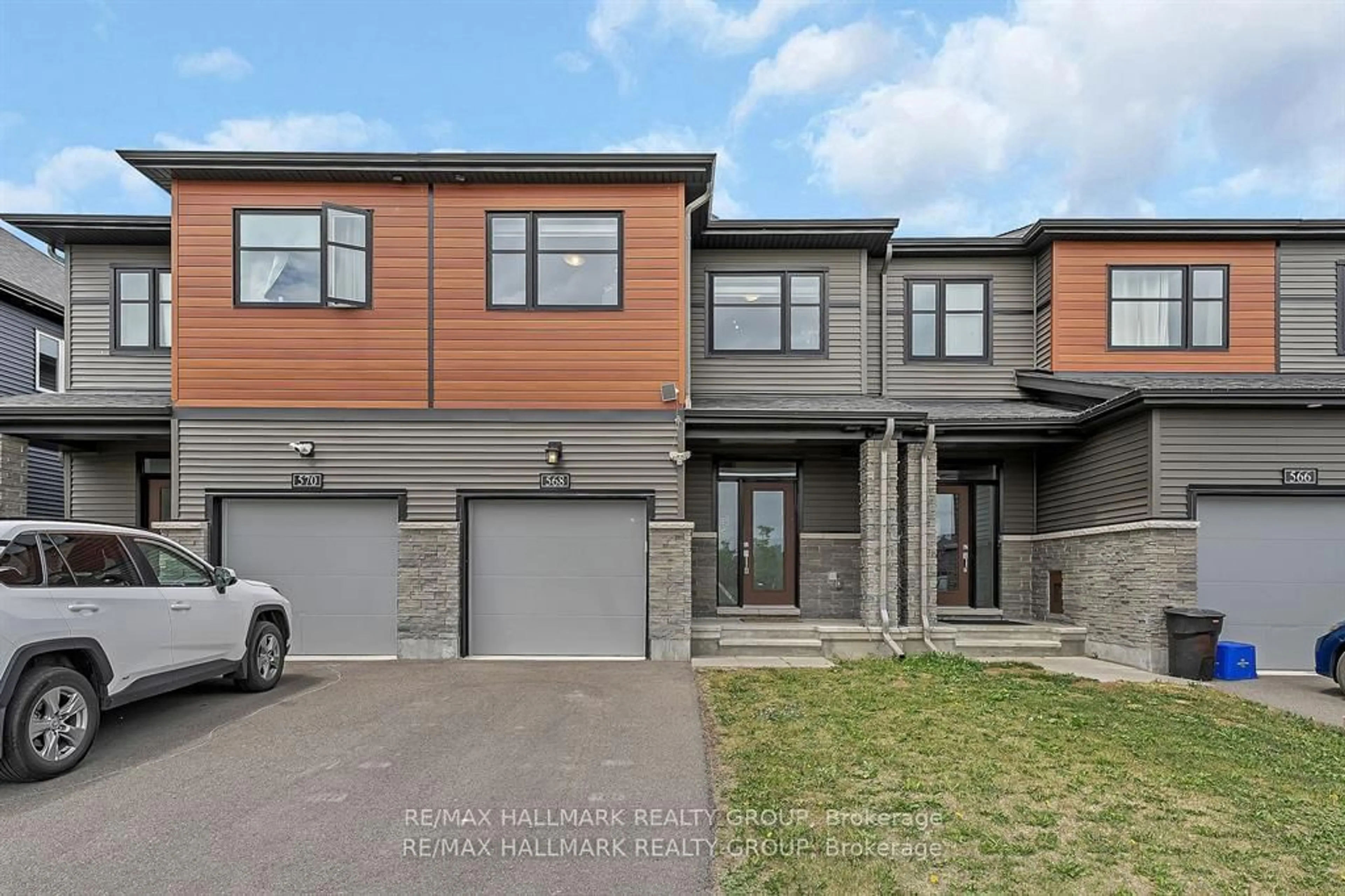 Home with brick exterior material, unknown for 568 Prominence Way, Ottawa Ontario K4A 5K9