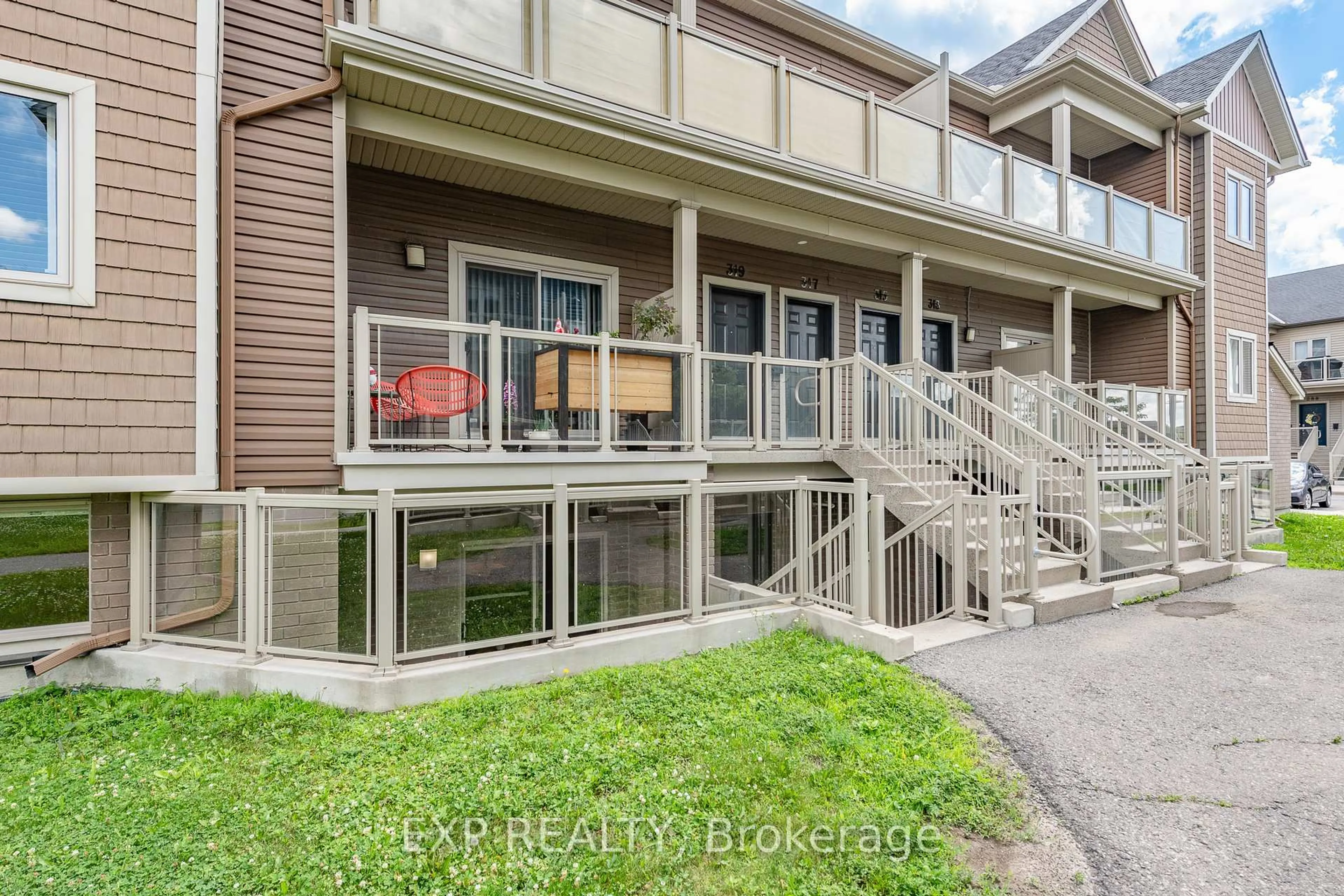 Unknown for 321 Big Sky Private, Ottawa Ontario K1T 0M8