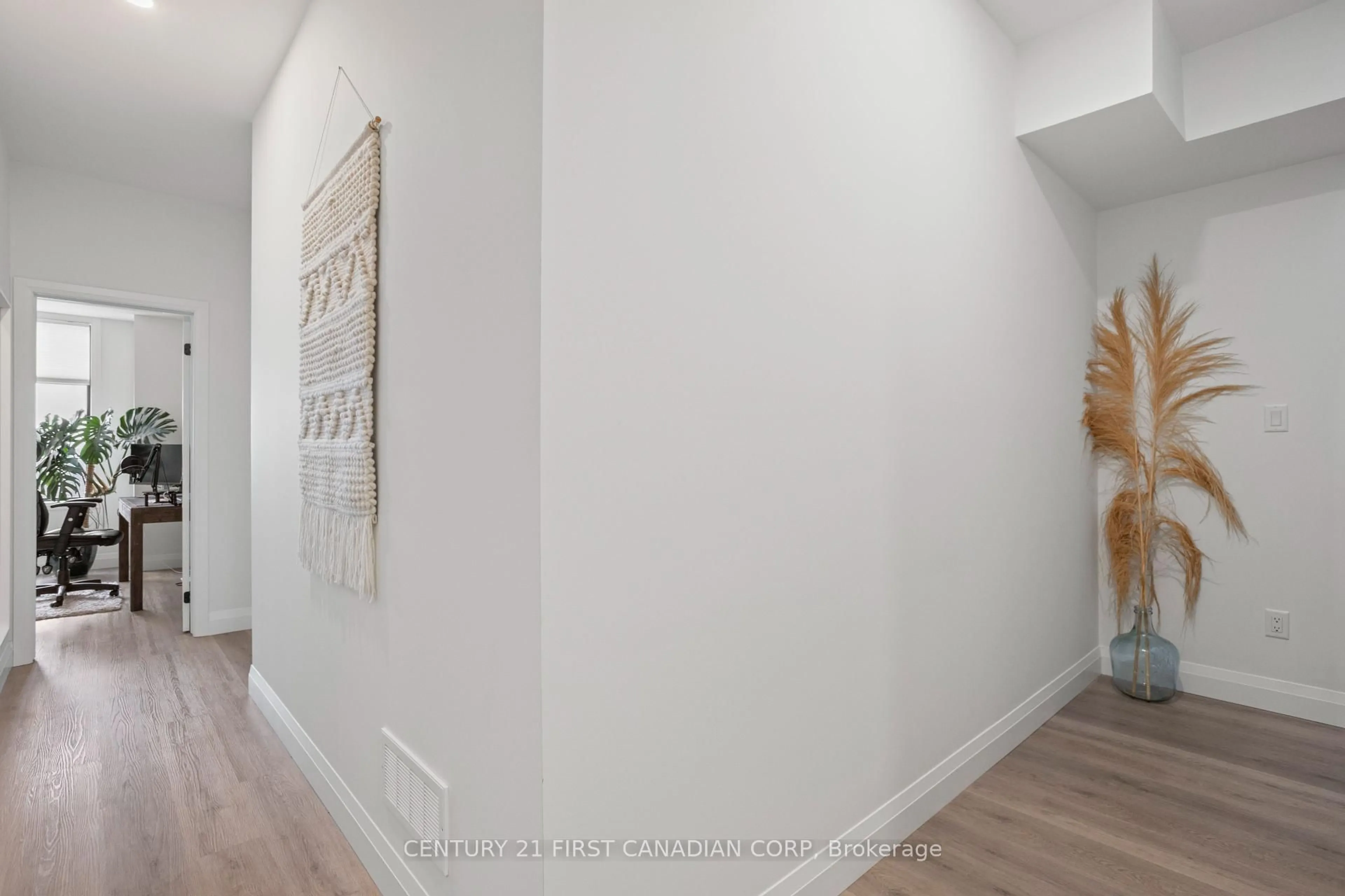 Unknown for 3900 Savoy St #45, London South Ontario N6P 0H9