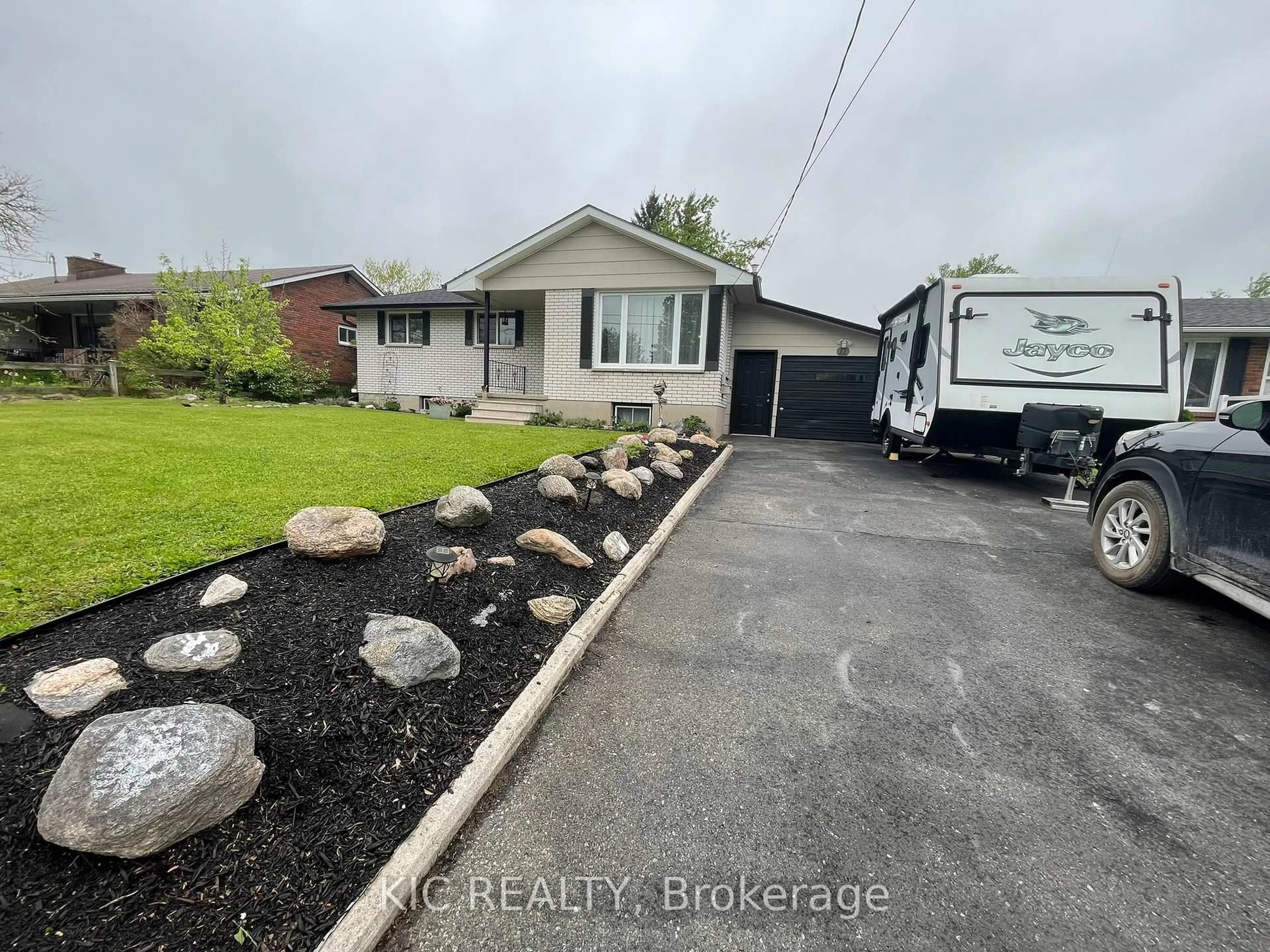 A pic from outside/outdoor area/front of a property/back of a property/a pic from drone, street for 11 Mclean Ave, Havelock-Belmont-Methuen Ontario K0L 1Z0
