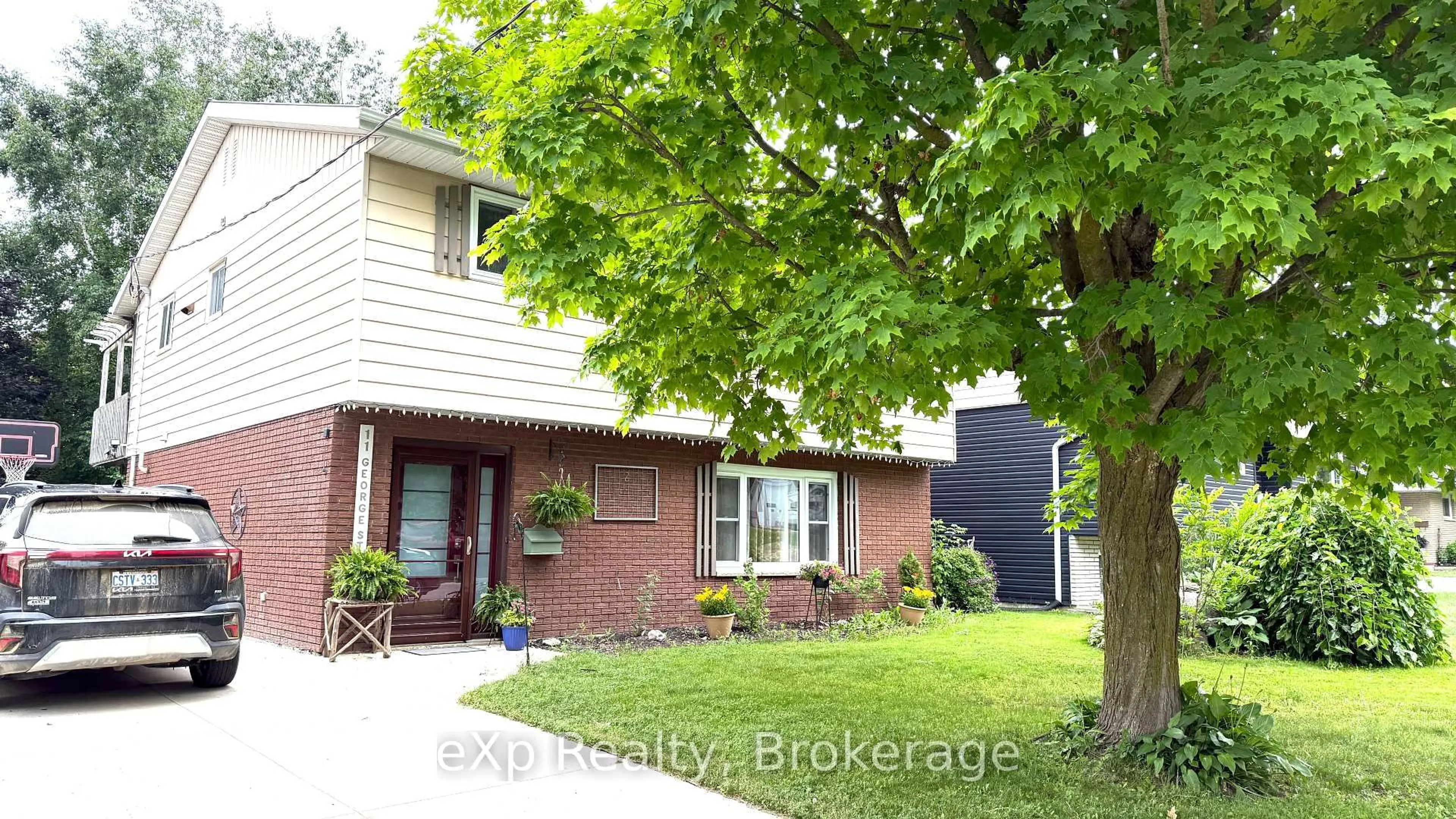 Home with brick exterior material, street for 11 George St, Brockton Ontario N0G 2V0