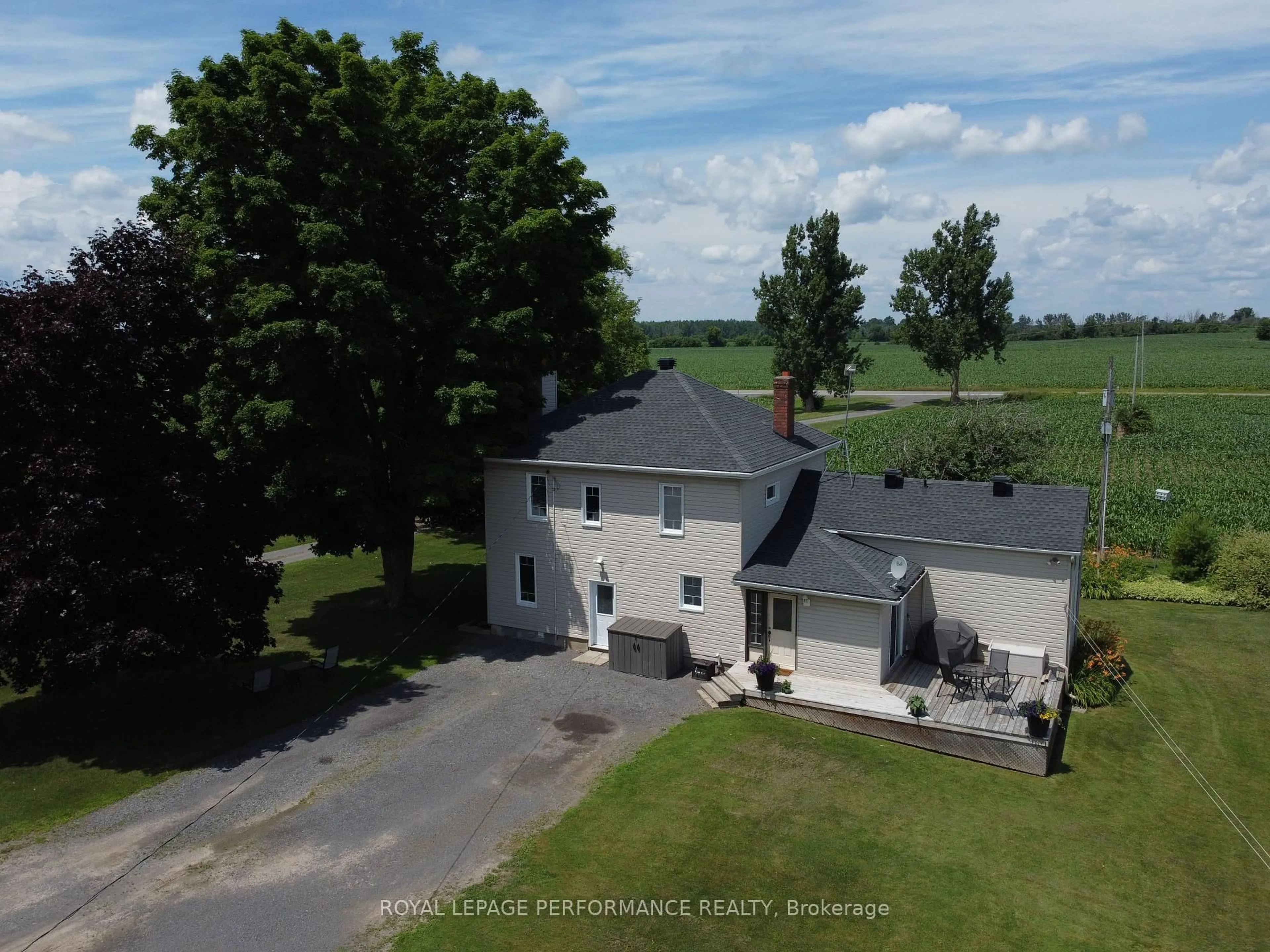 A pic from outside/outdoor area/front of a property/back of a property/a pic from drone, unknown for 9374 Marvelville Rd, Metcalfe Ontario K0A 2P0