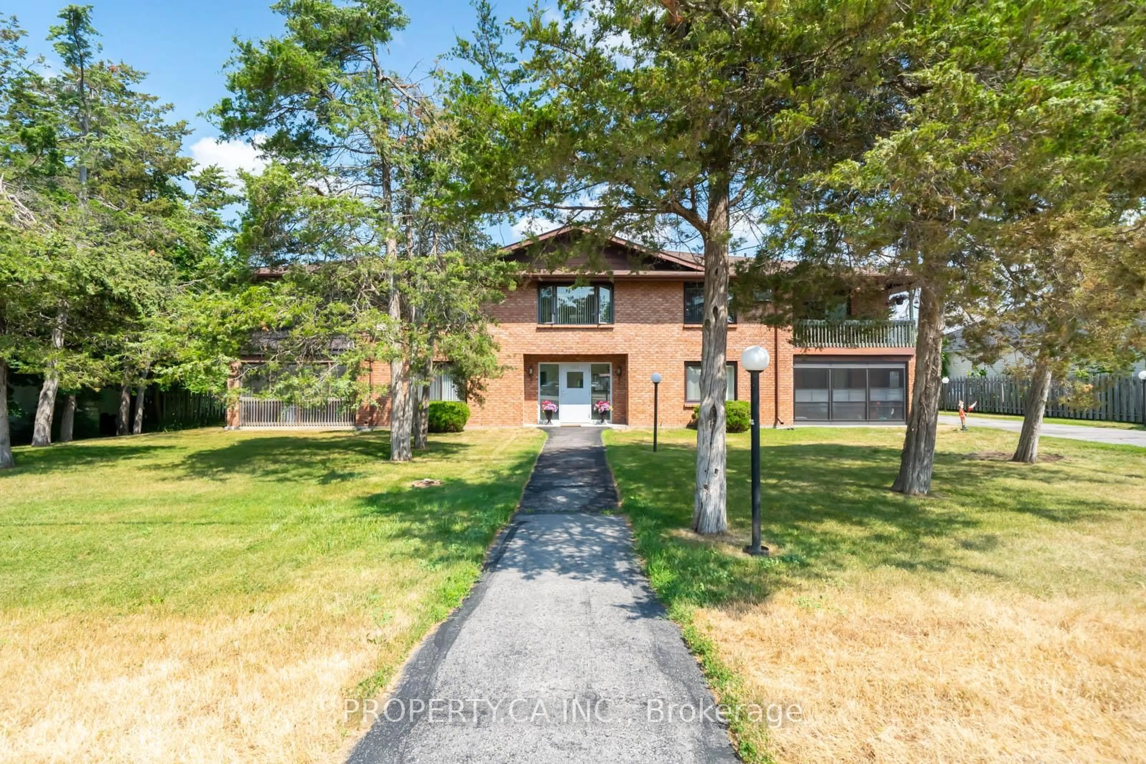 Unknown for 90 King St #7, Kawartha Lakes Ontario K0M 1A0