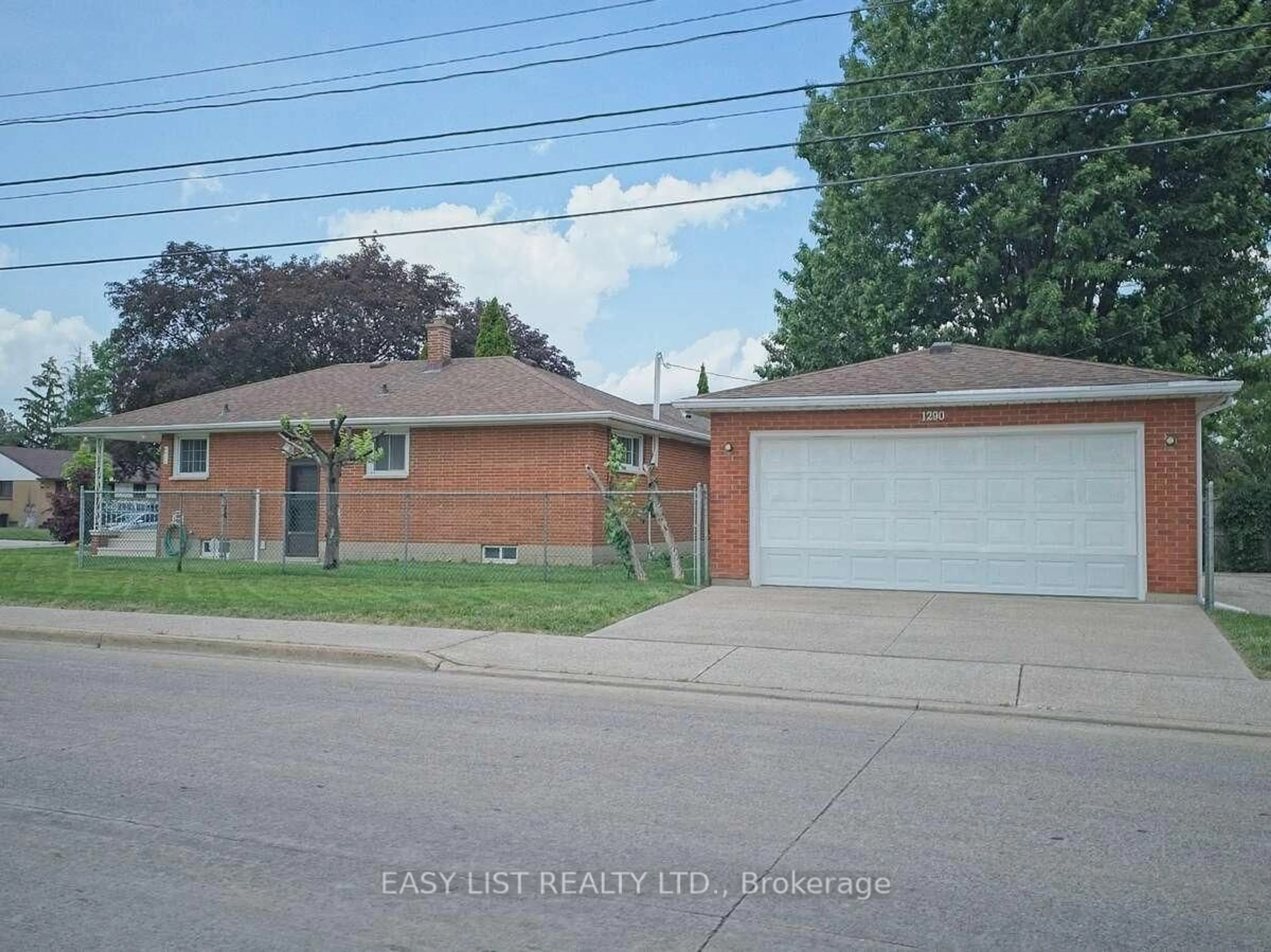 Unknown for 1290 Matthew Brady Blvd, Windsor Ontario N8S 3K4