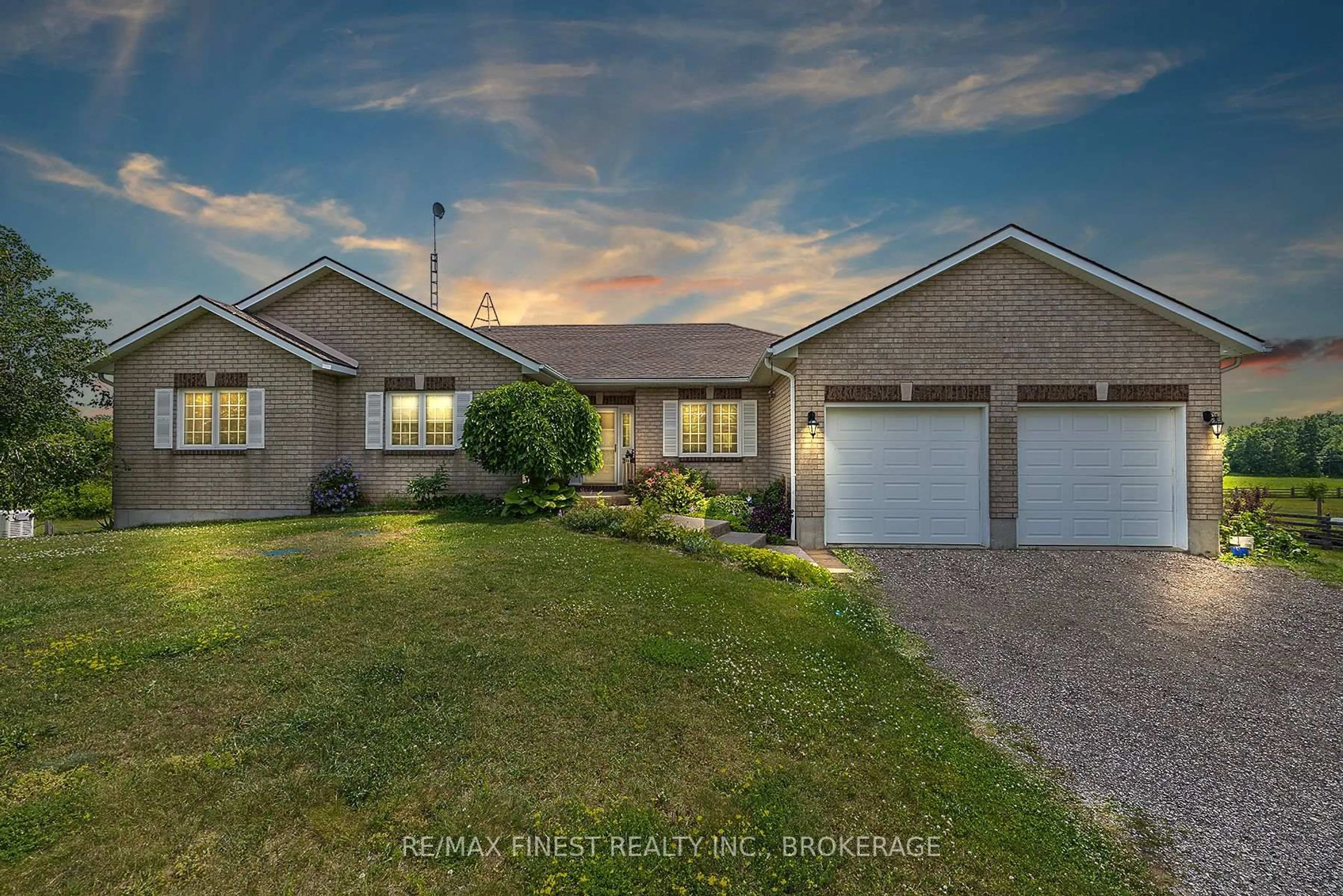 A pic from outside/outdoor area/front of a property/back of a property/a pic from drone, street for 2535 Sands Rd, Battersea Ontario K0H 1H0