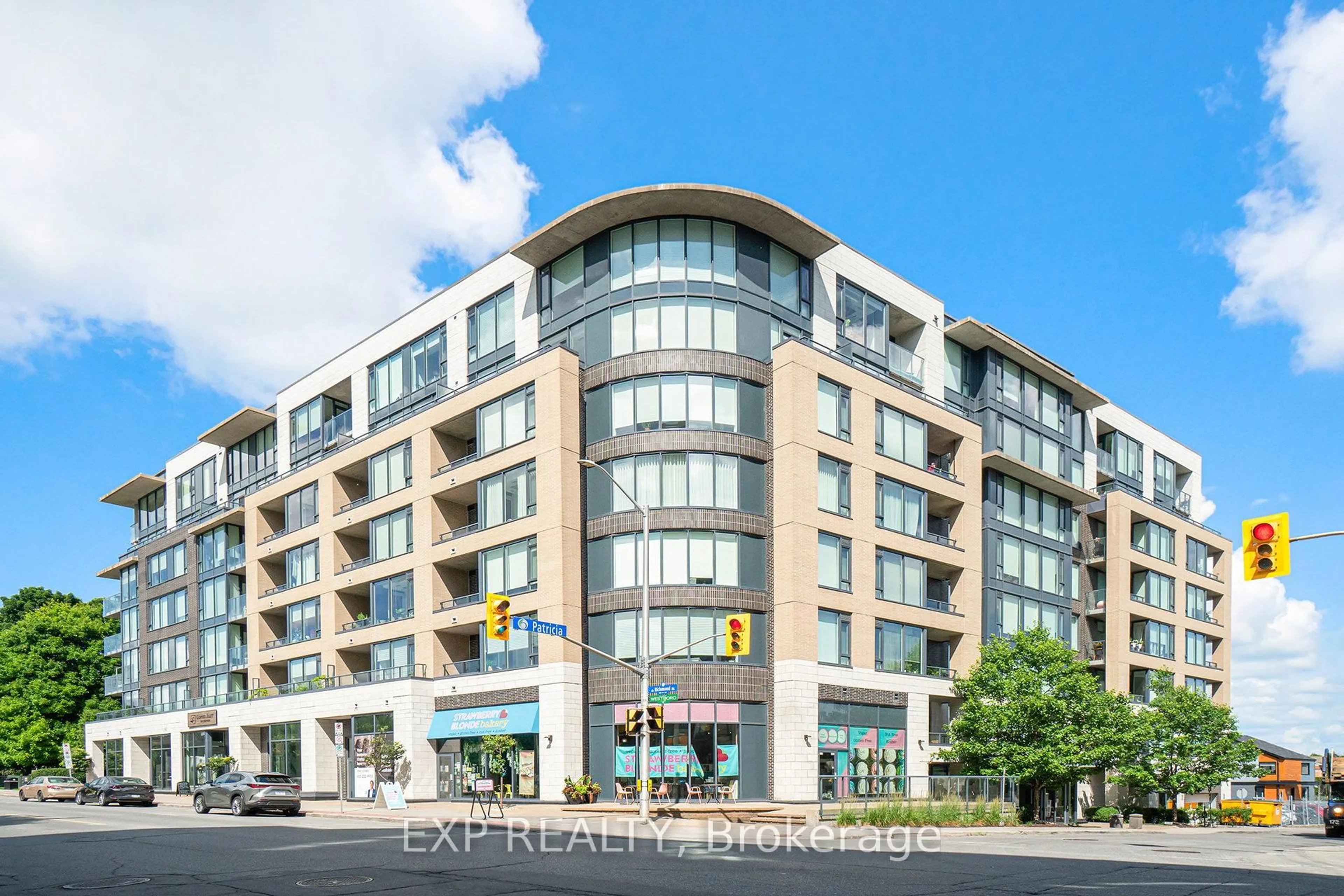 Unknown for 360 Patricia Ave #814, Ottawa Ontario K1Z 0A8