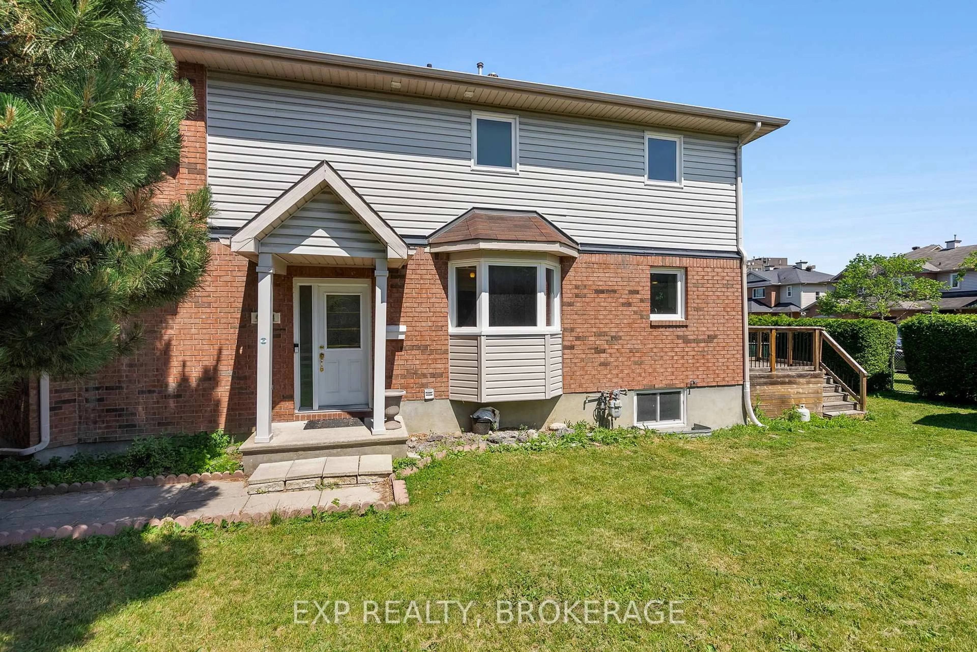 Home with brick exterior material, street for 4294 Sunwood Cres, Ottawa Ontario K1J 1B8