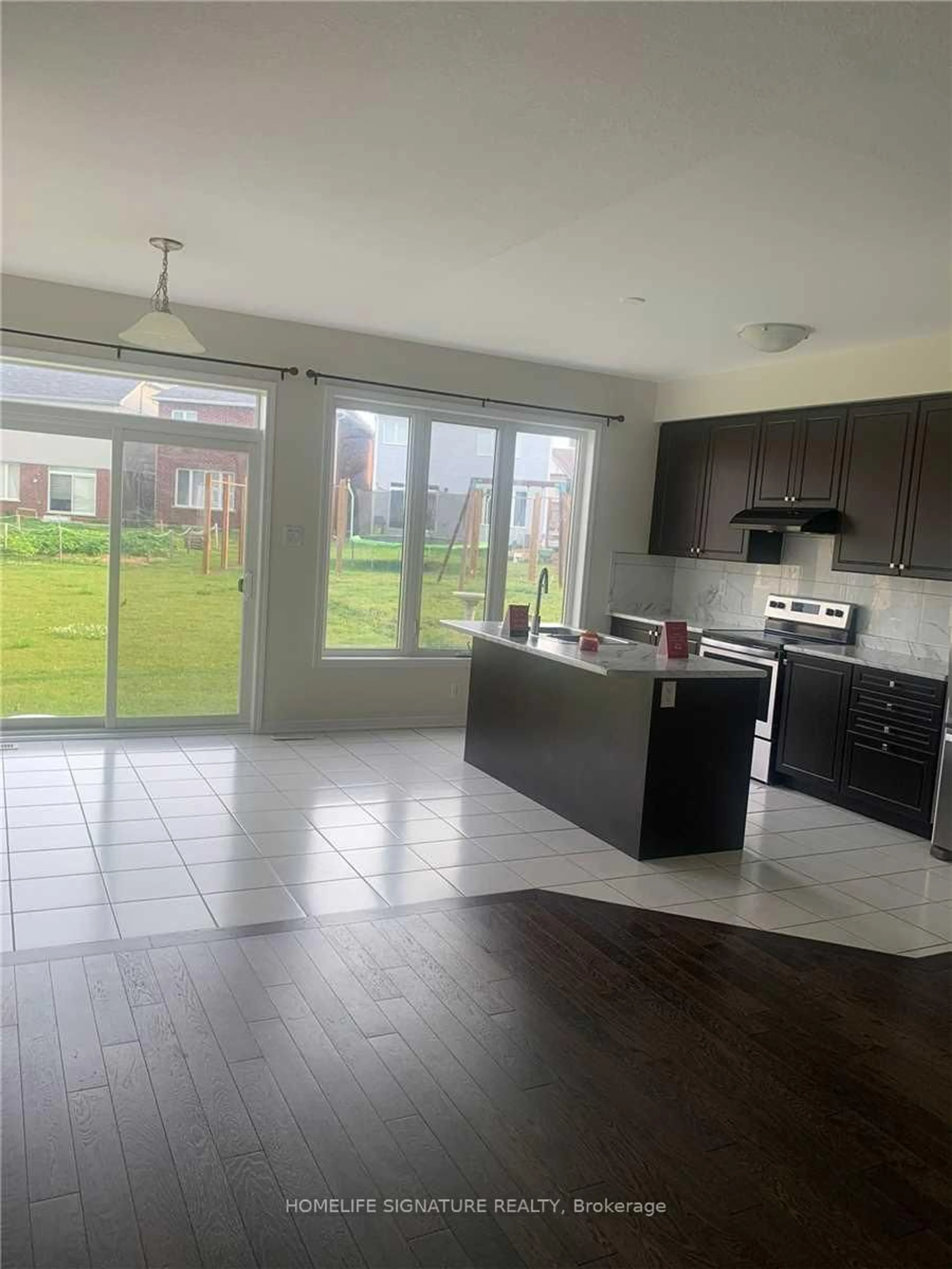Open concept kitchen, unknown for 88 Stamford ST St, Woolwich Ontario N0B 1M0