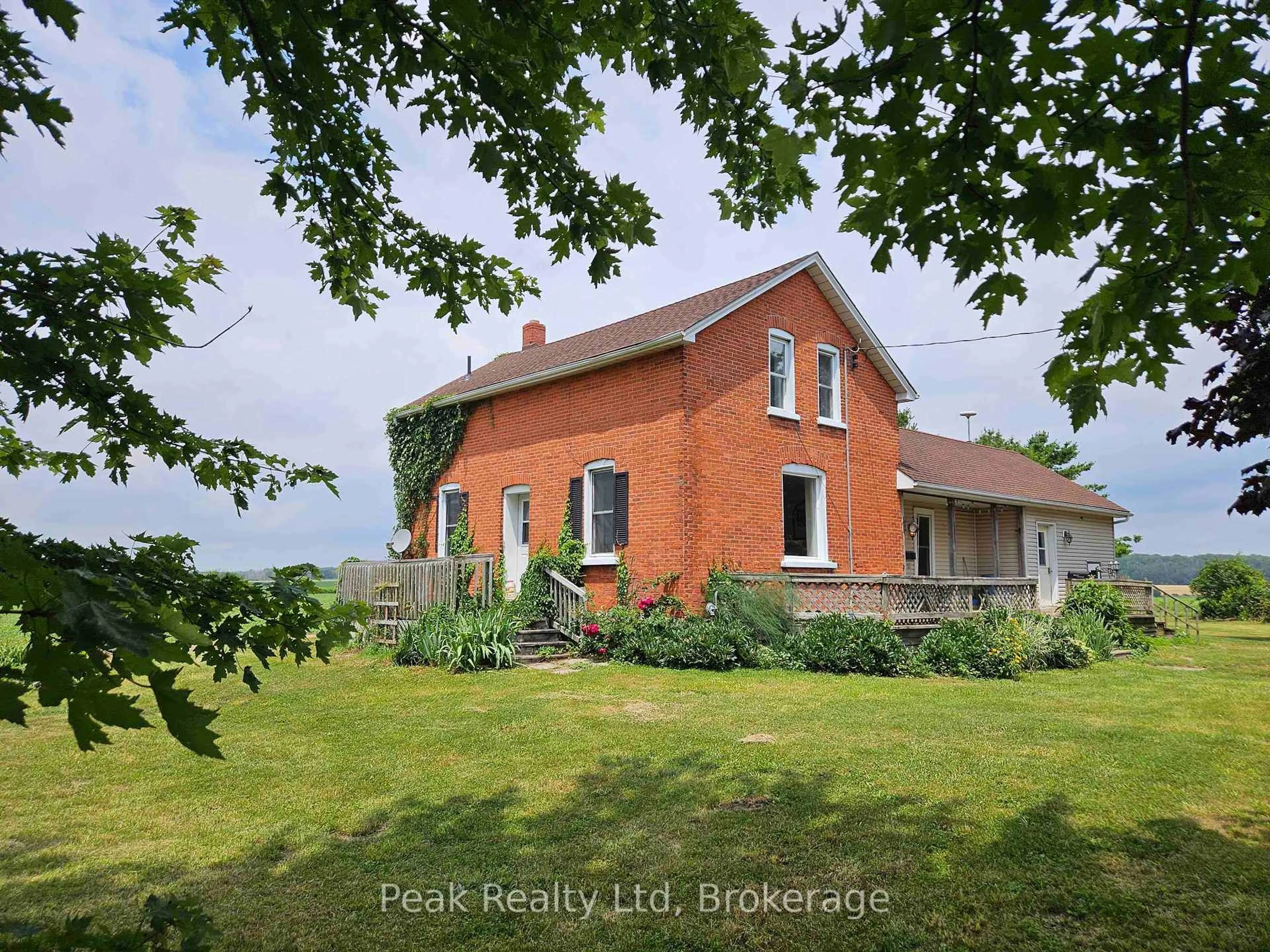 A pic from outside/outdoor area/front of a property/back of a property/a pic from drone, building for 39770 Belgrave Rd, North Huron Ontario N0G 1E0