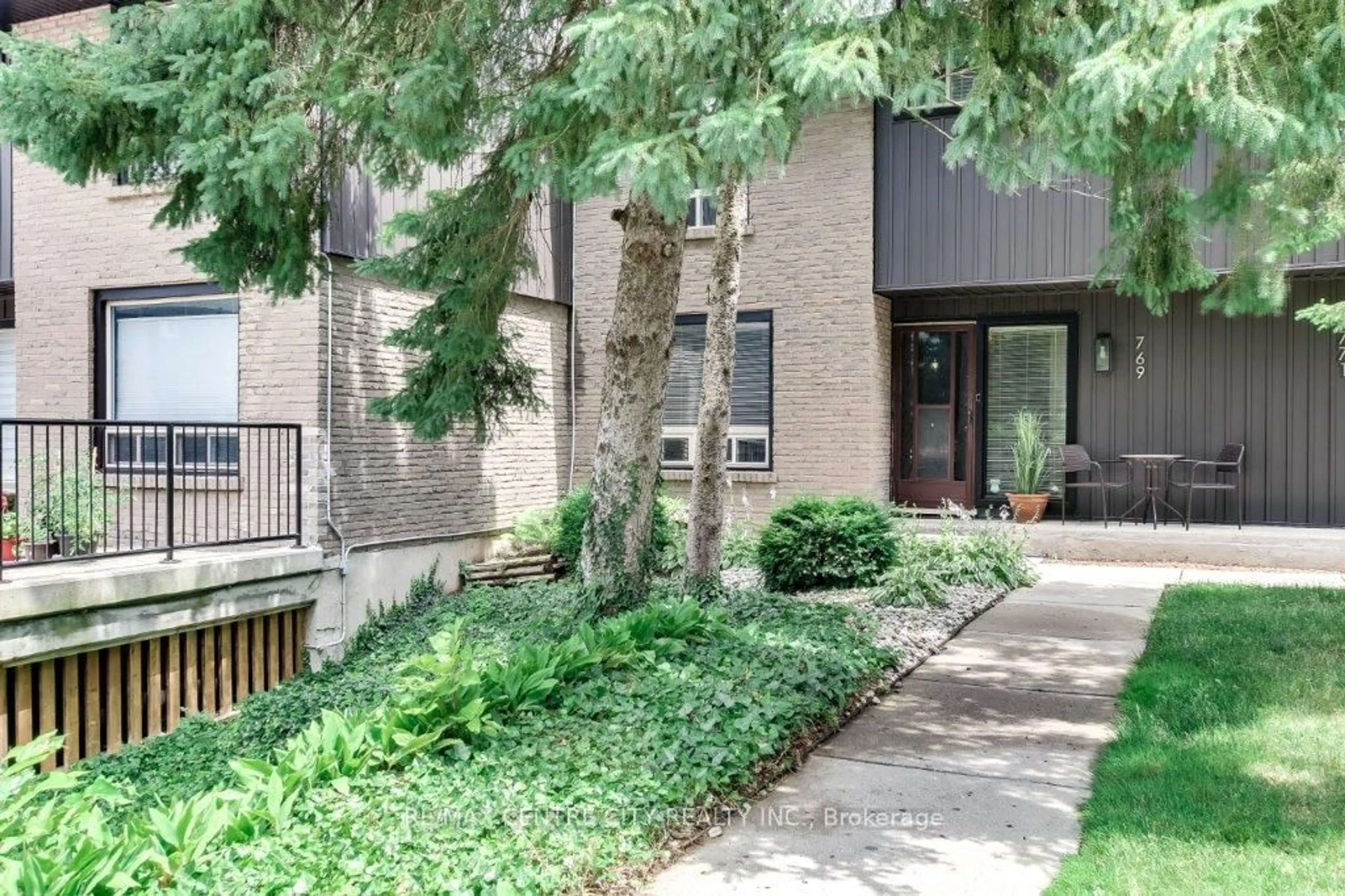 Unknown for 769 Berkshire Dr, London South Ontario N6J 3S5