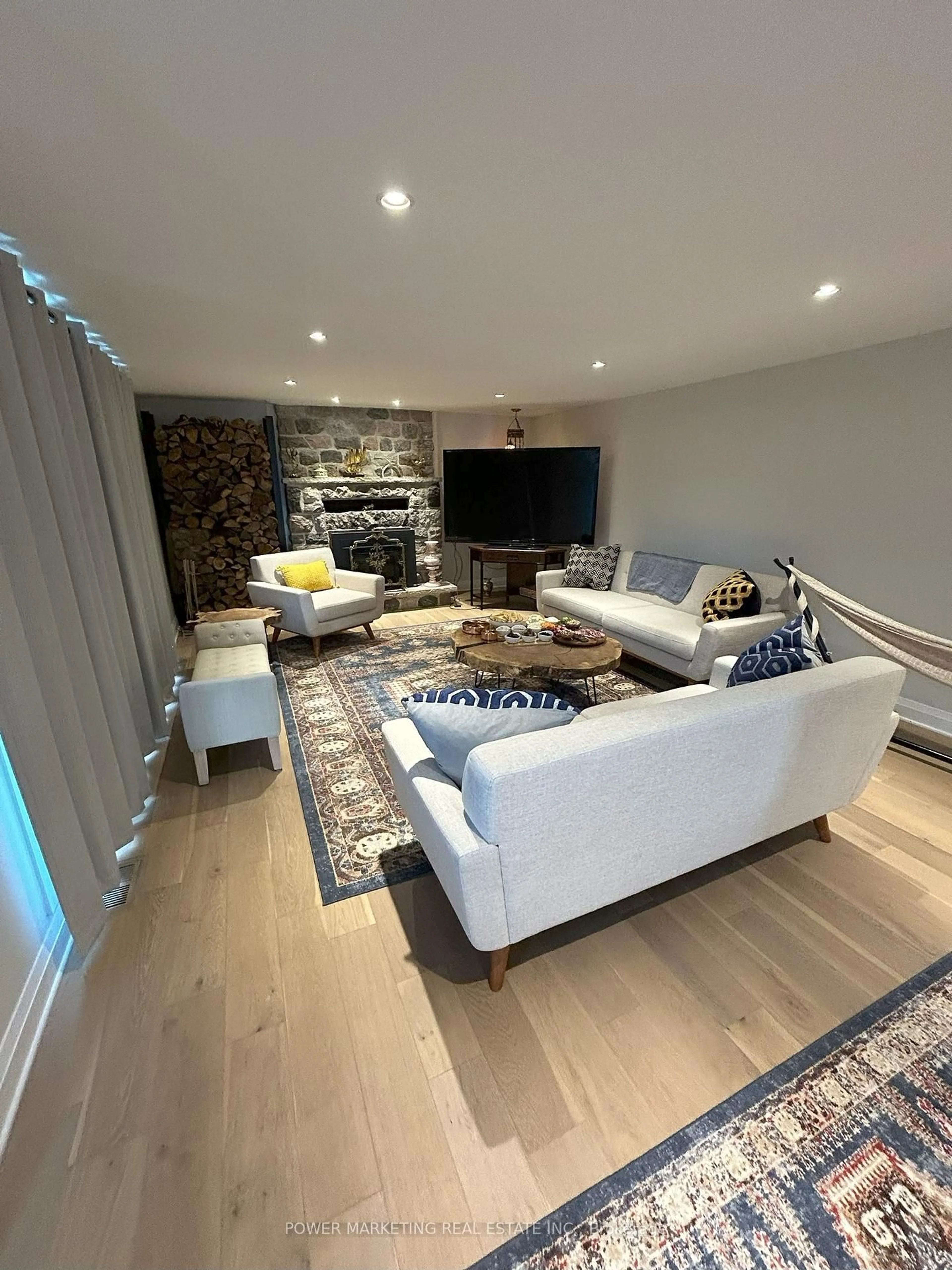 Living room with furniture, unknown for 3329 SWALE Rd, Osgoode Ontario K0A 2W0