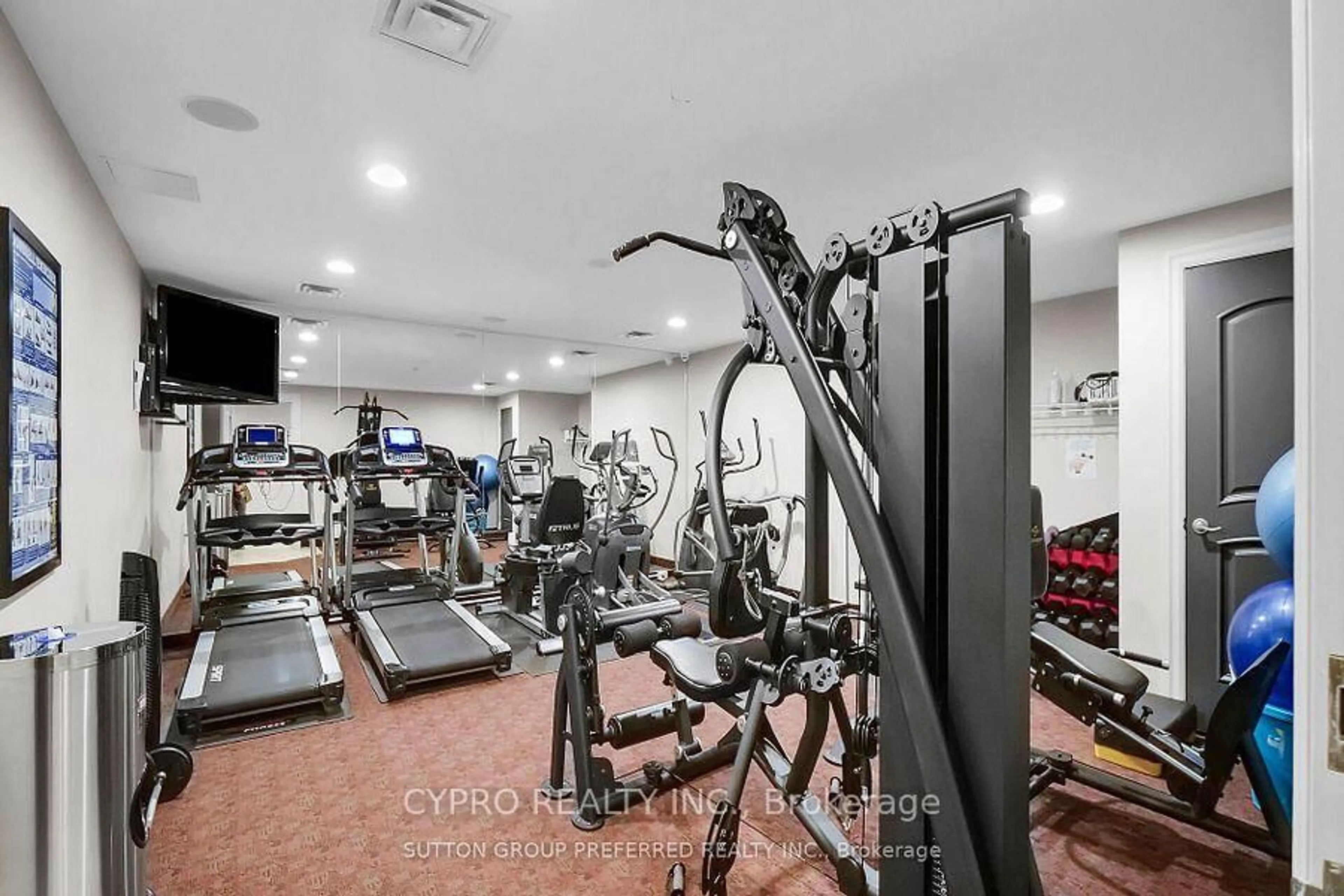 Gym or fitness room for 250 PALL MALL St #1305, London East Ontario N6A 6K3