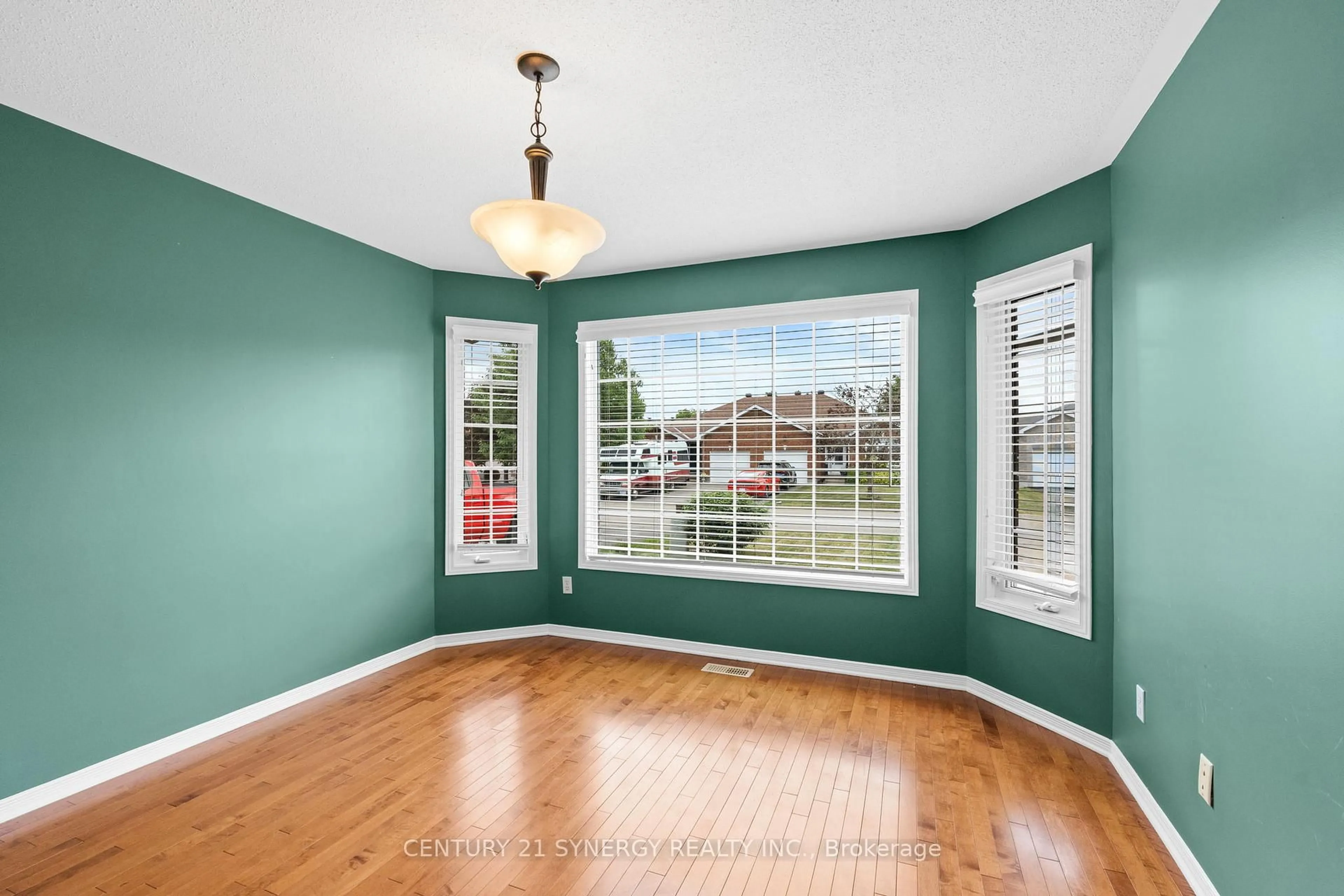 A pic of a room for 54 Dr Gordon Cres, North Grenville Ontario K0G 1J0