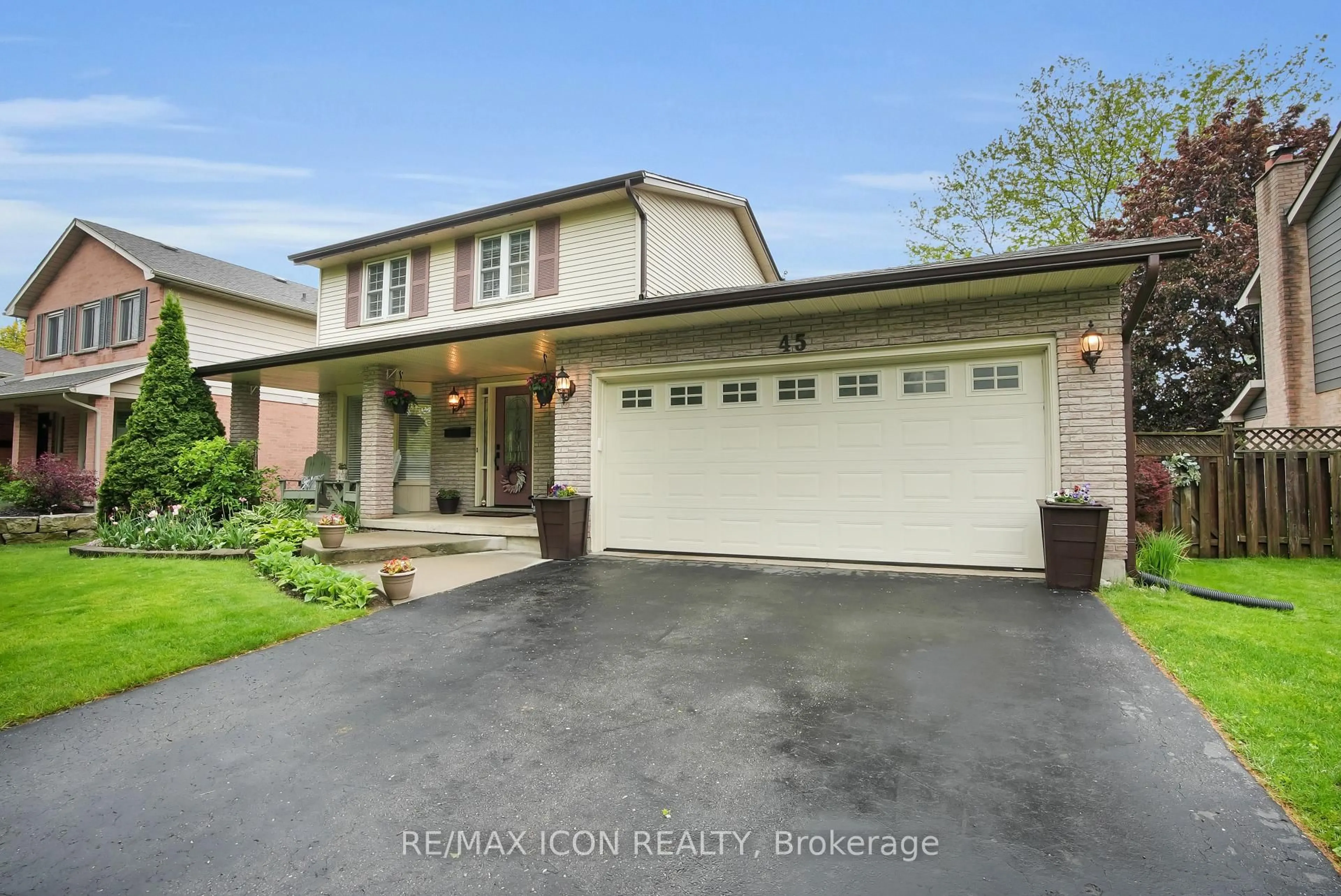 Unknown for 45 Whisperwood Cres, London South Ontario N6K 3Y9
